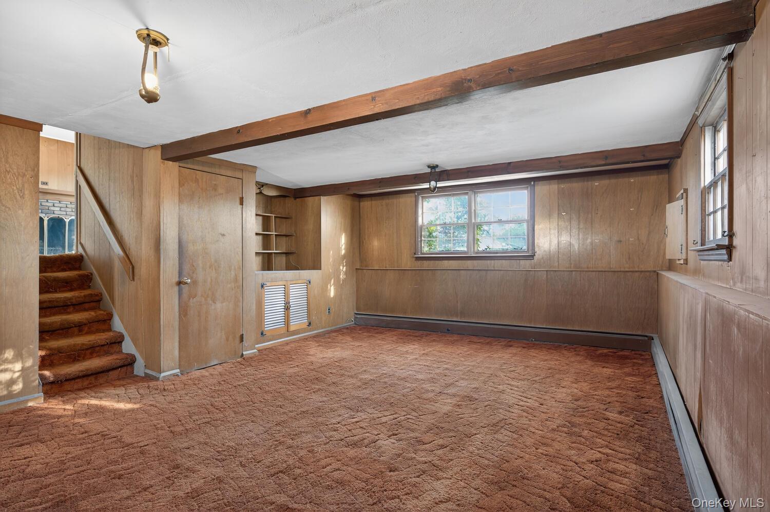 2 Kirkup Street, Bay Shore, NY 11706