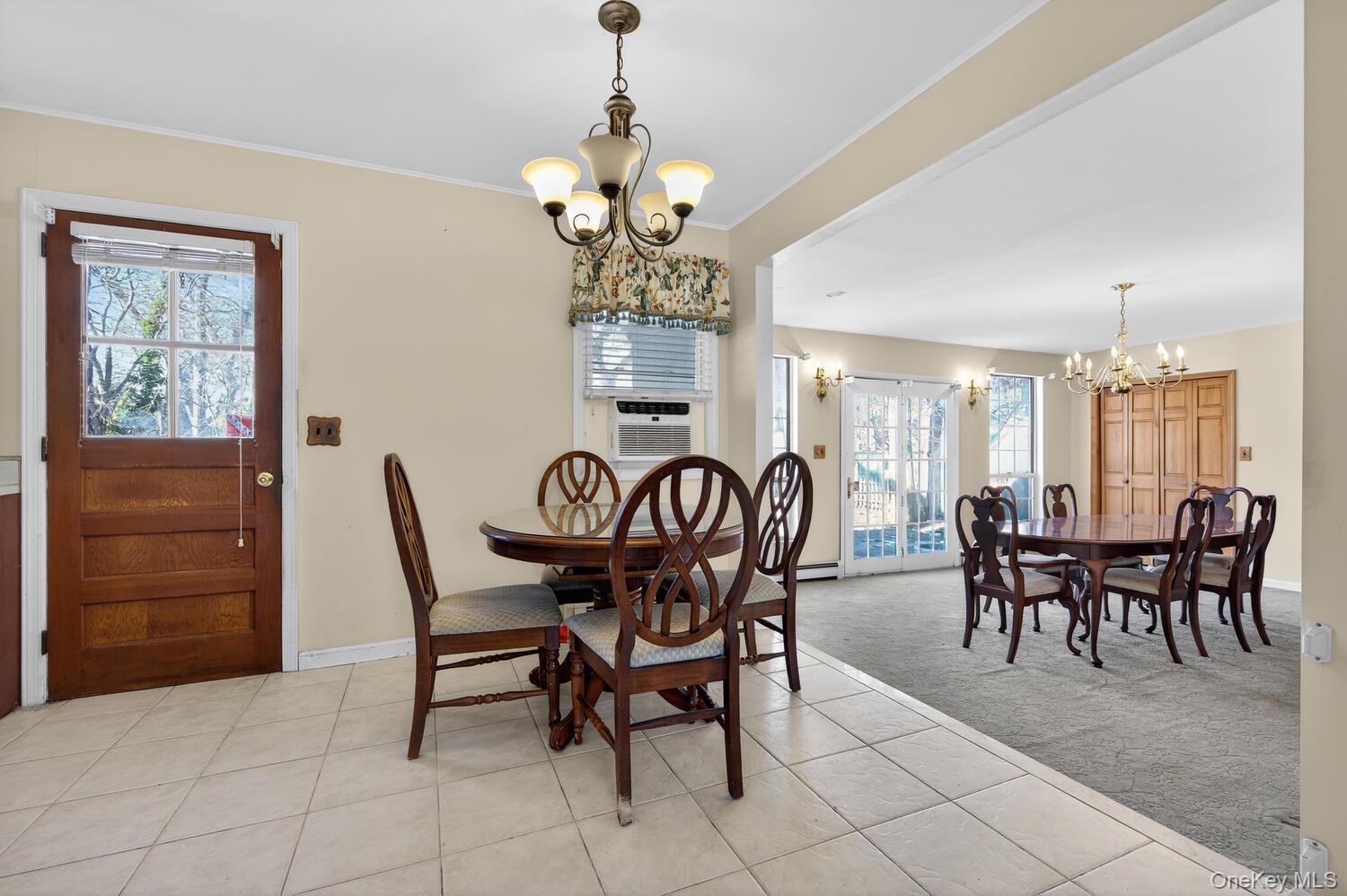 2 Kirkup Street, Bay Shore, NY 11706