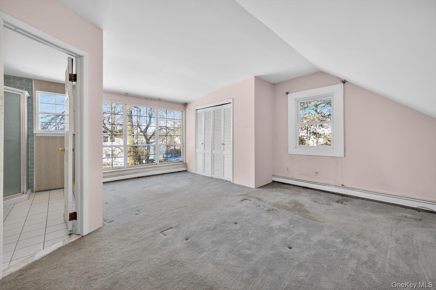 2 Kirkup Street, Bay Shore, NY 11706