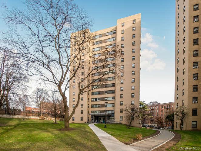 6 Fordham Hill Oval # 15F, Bronx, NY 10468