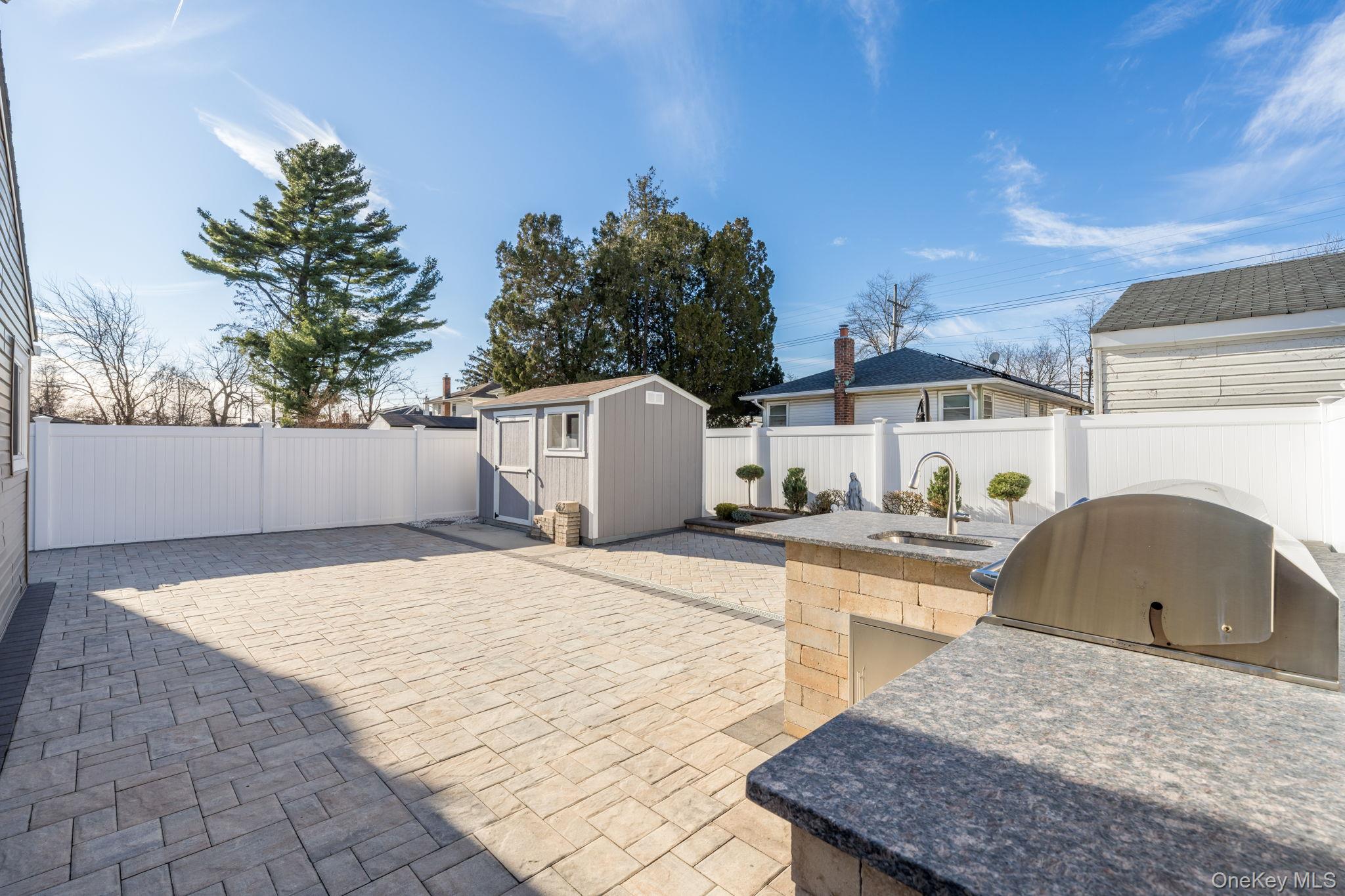 69 Harriet Avenue, Hempstead, NY 11550