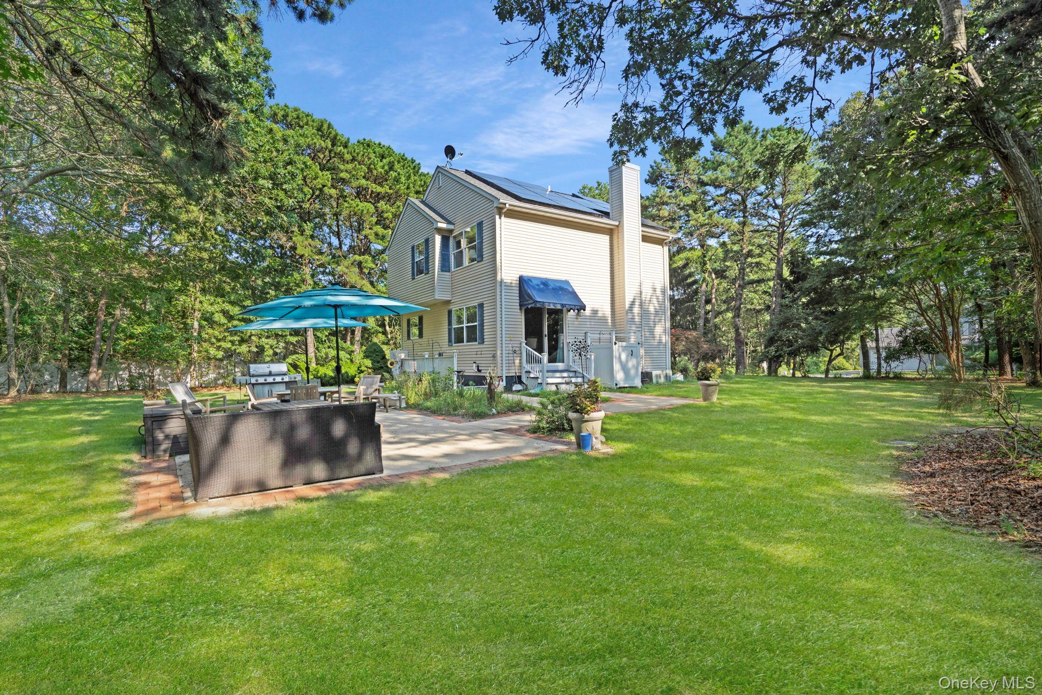 20 Deborah Drive, Westhampton Beach, NY 11978