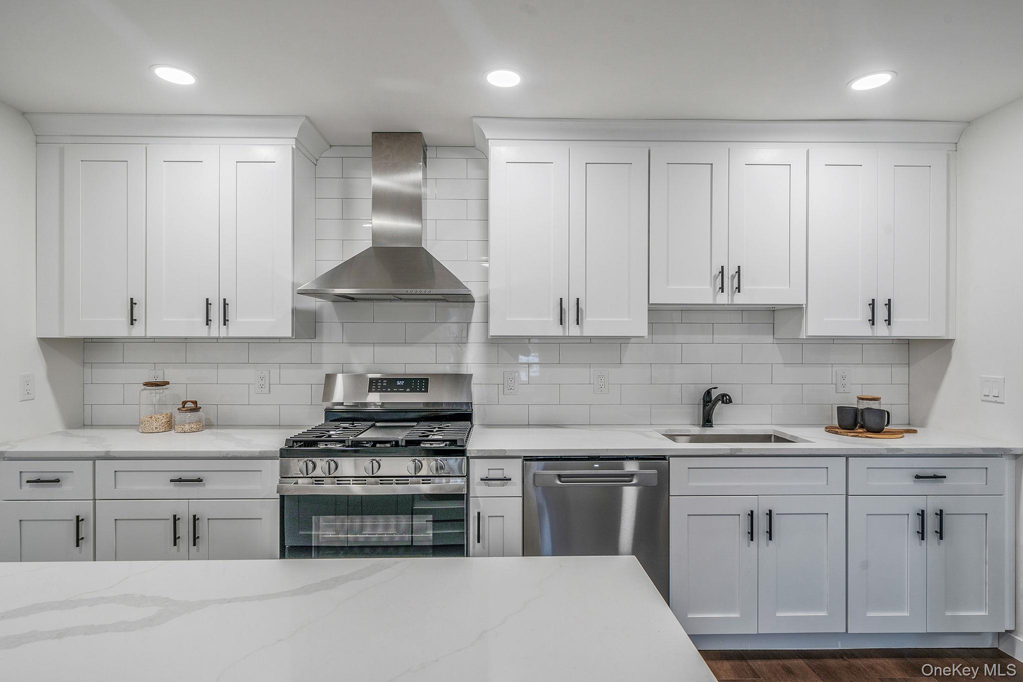 3 Lilac Lane, Port Jefferson Station, NY 11776