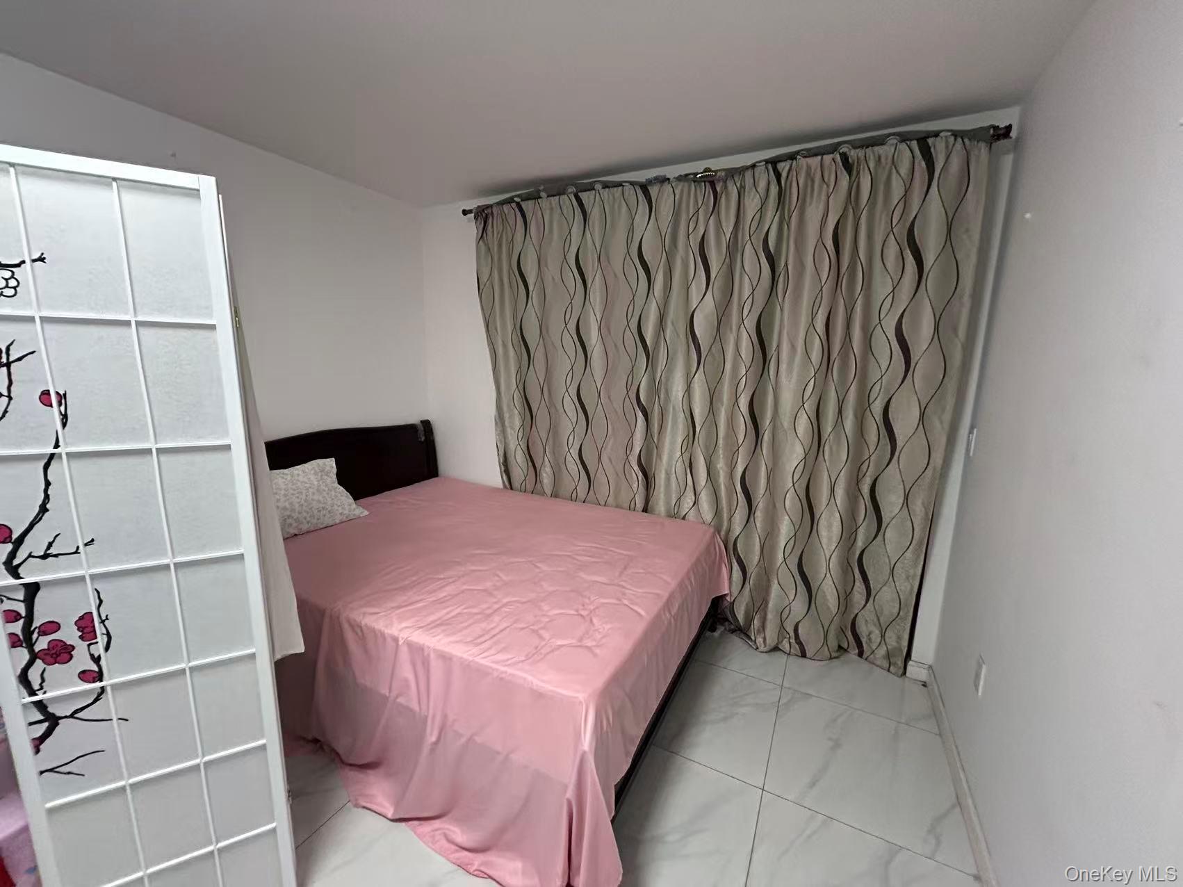 13216 Maple Avenue # 3A, Flushing, NY 11355