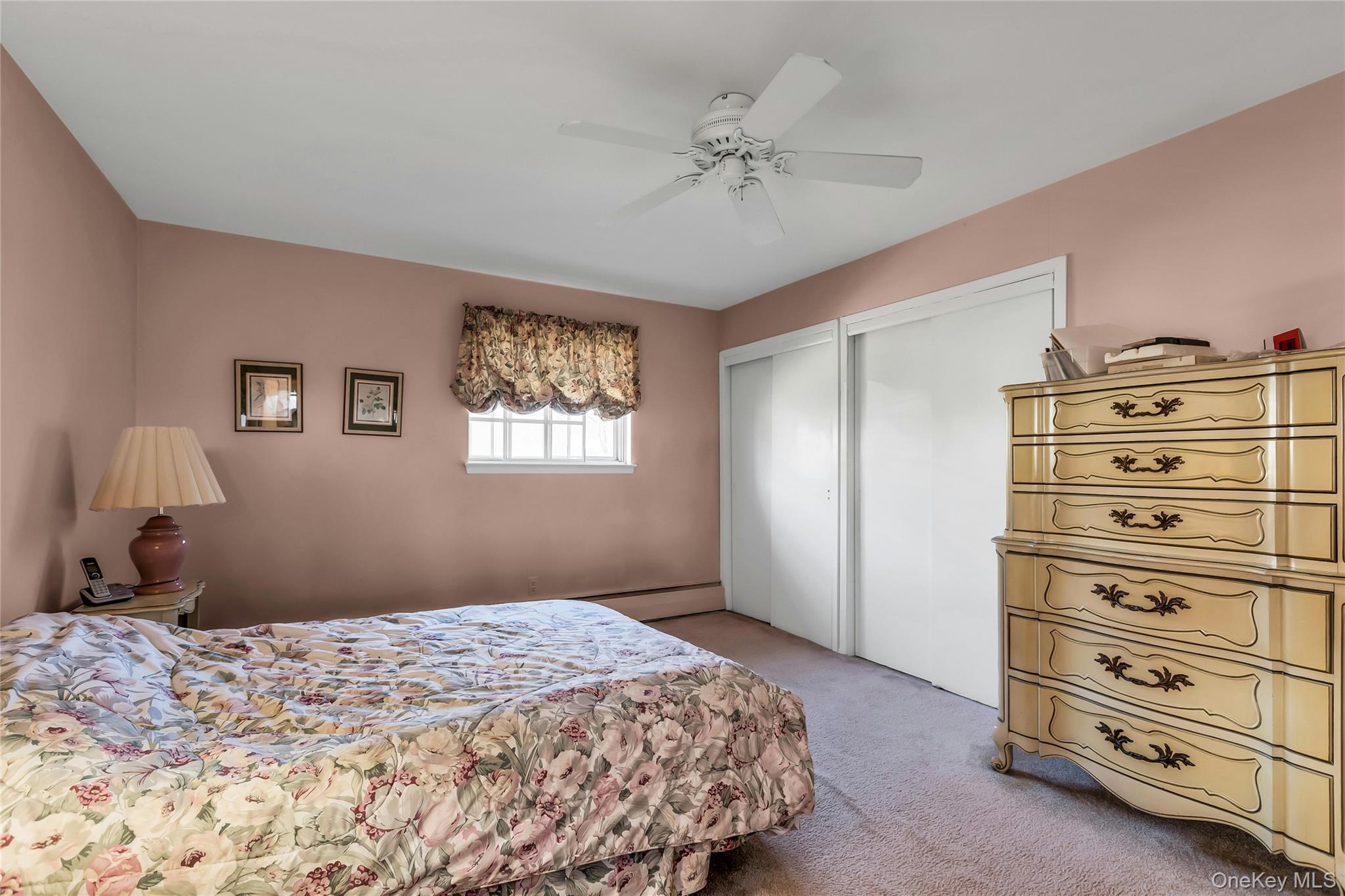 30 Glacier Drive, Smithtown, NY 11787