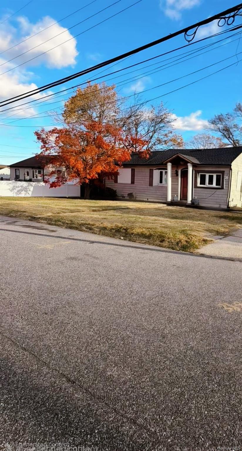 284 15th Street, West Babylon, NY 11704