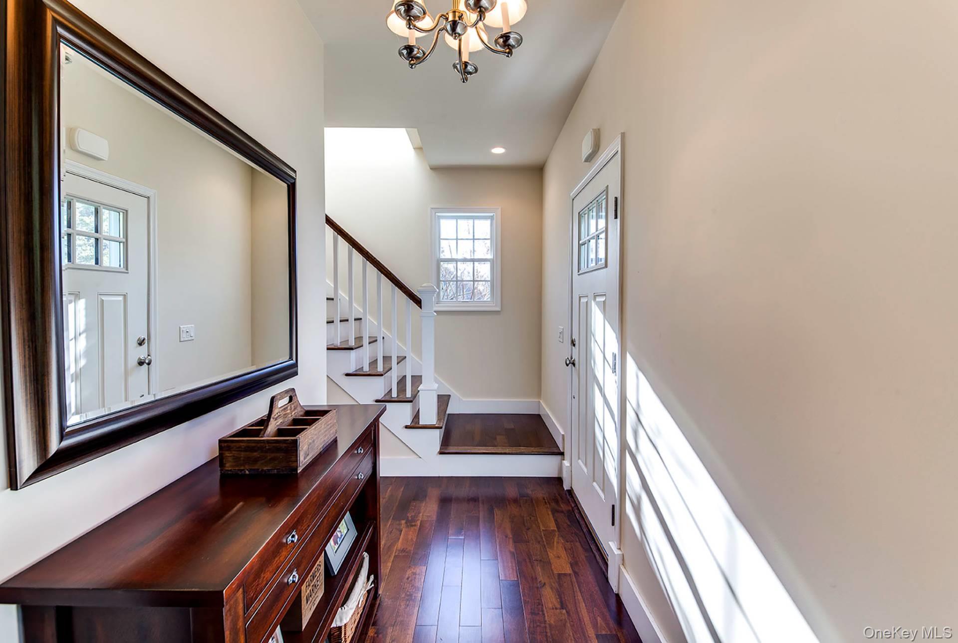 72 Long Lane, East Hampton, NY 11937