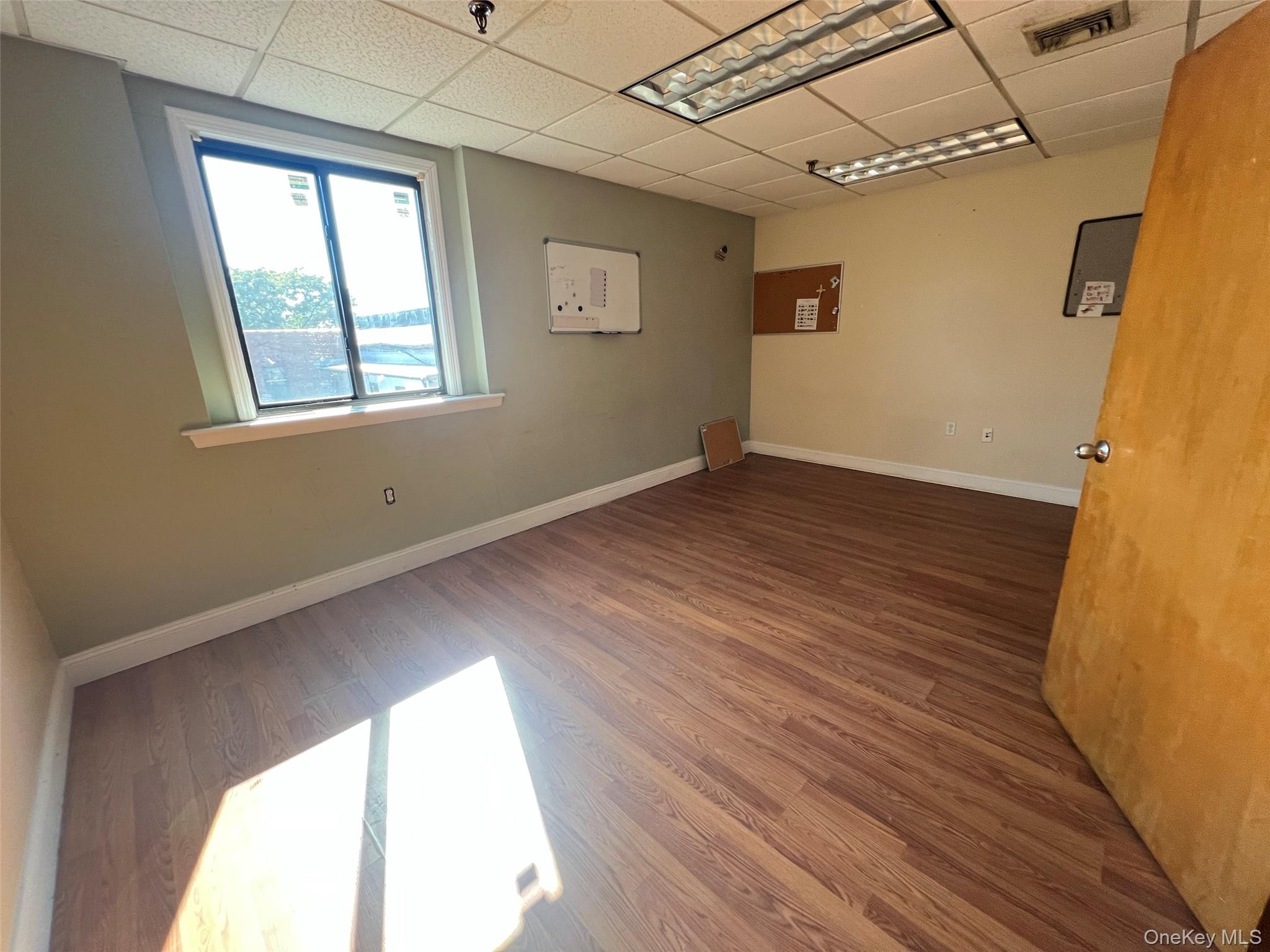 15-32 127th St, College Point, NY 11356