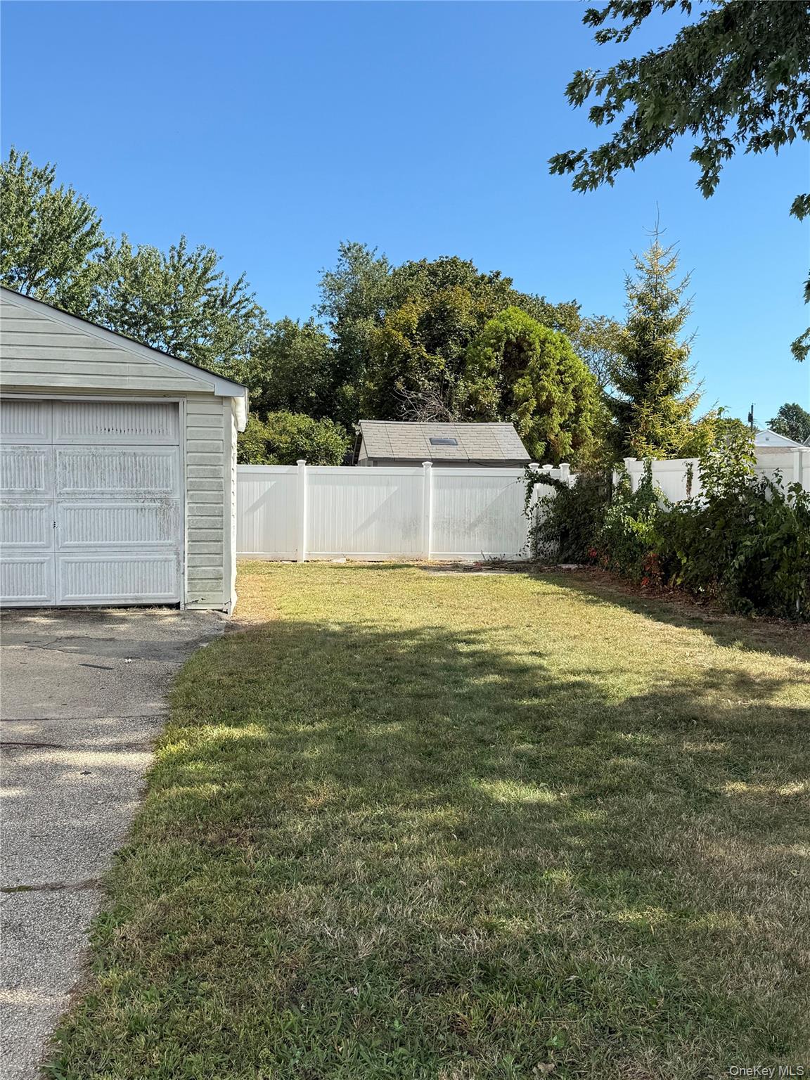 49 Noble Street, North Babylon, NY 11703