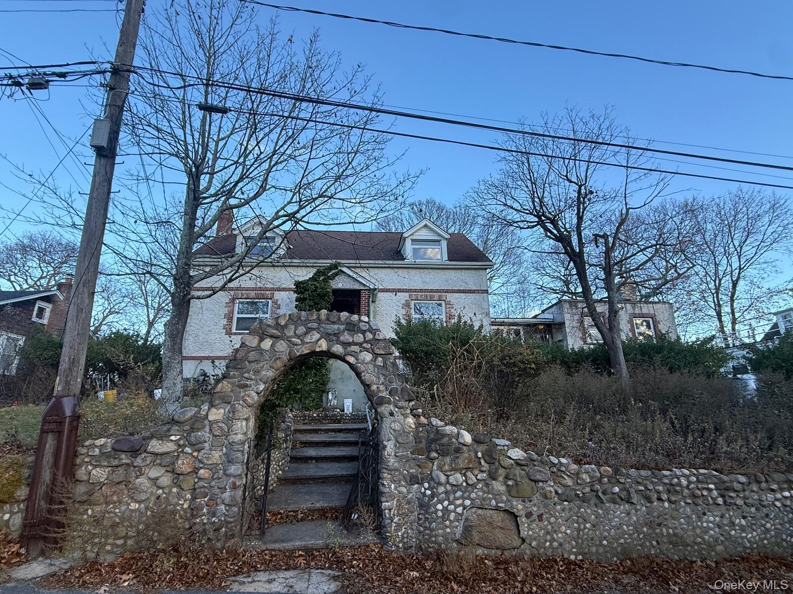 5 Oakland Avenue, Rocky Point, NY 11778