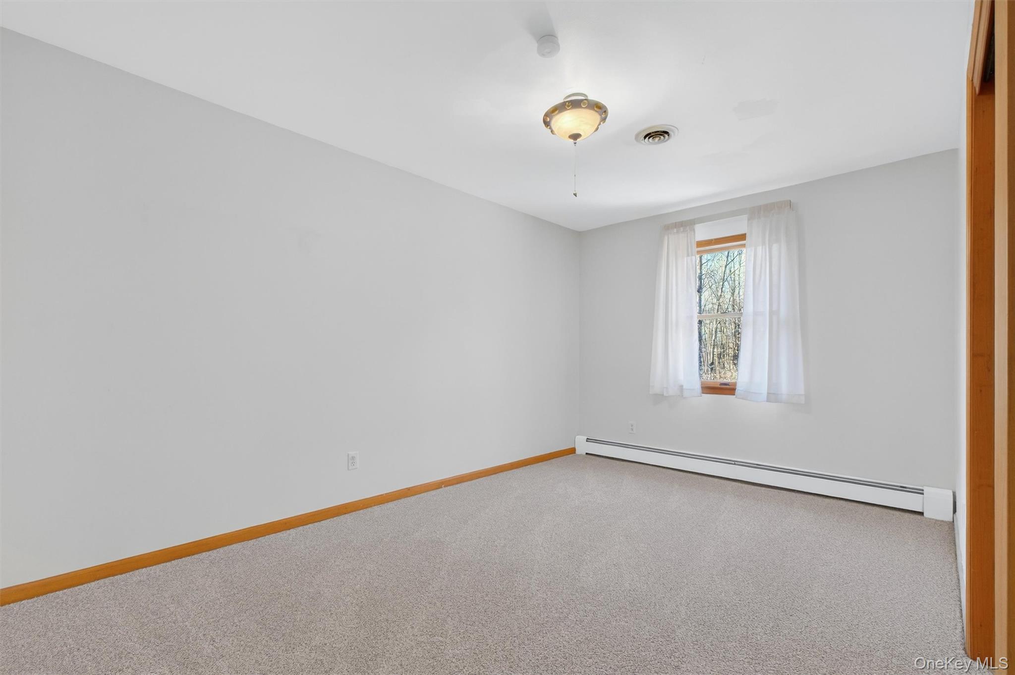 29 Deer Brook Drive, New Windsor, NY 12553