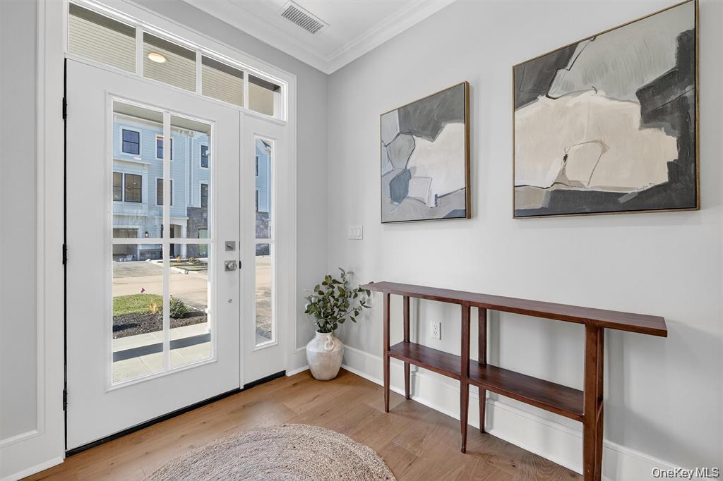 1822 Soundview Court, Yorktown Heights, NY 10598