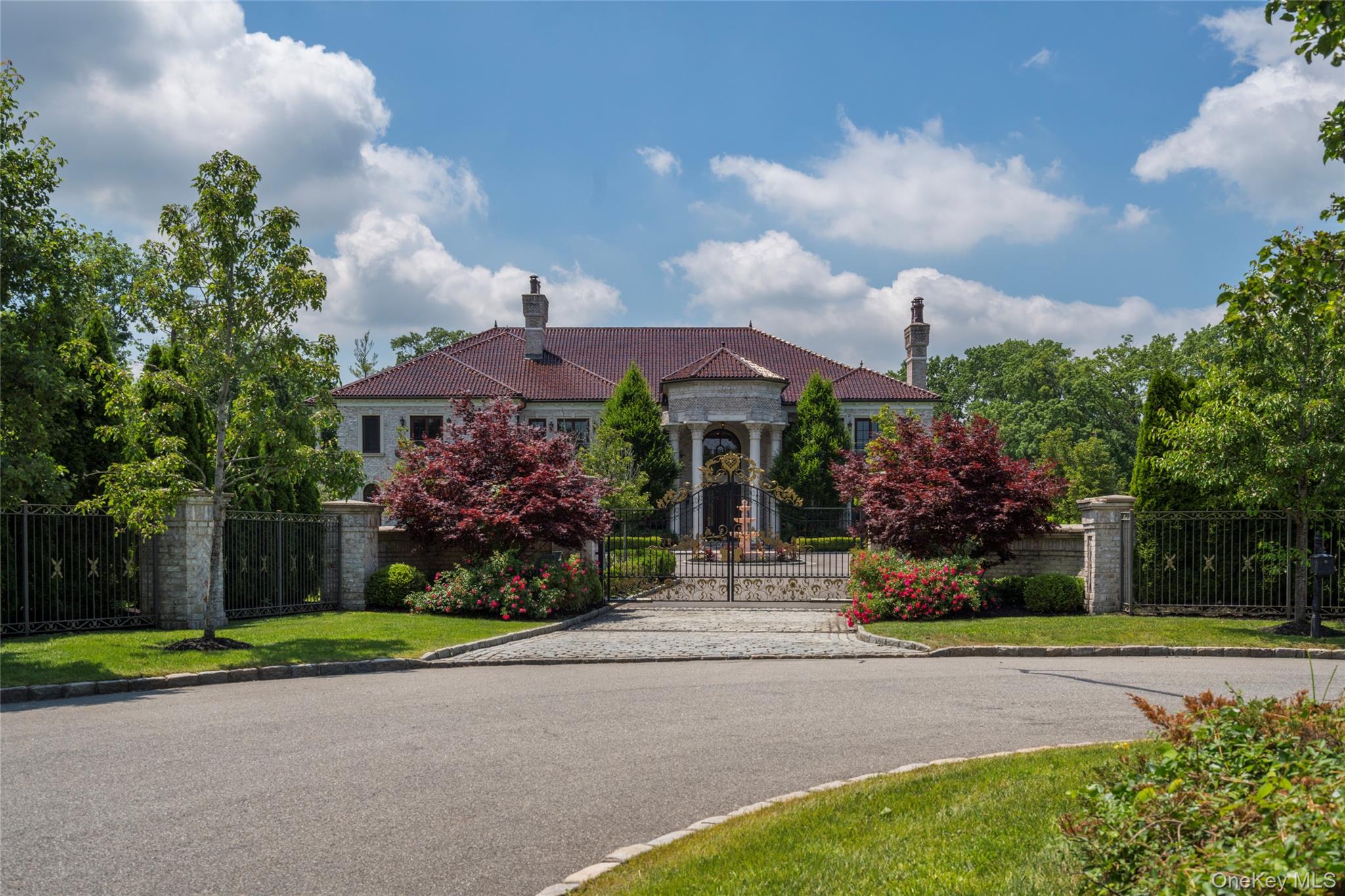 4 Valentines Farm Court, Old Brookville, NY 11545