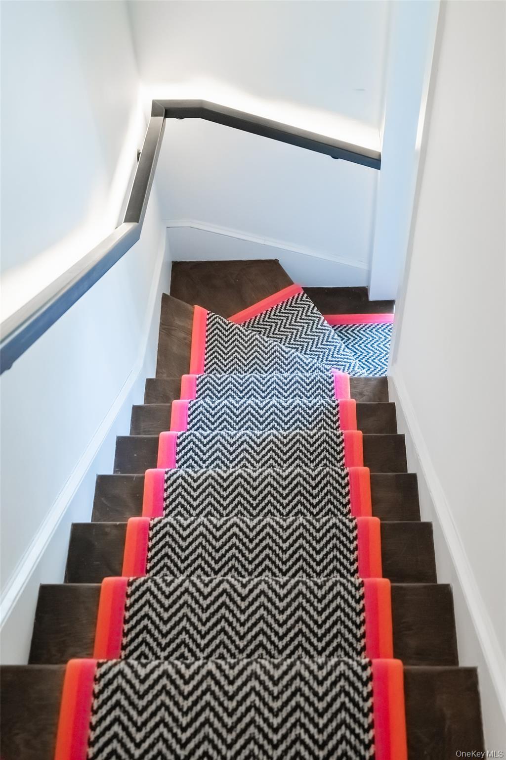 72 Lookout Road, Tuxedo Park, NY 10987