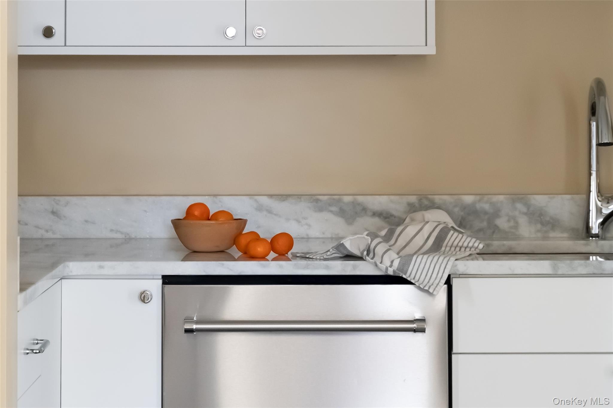 72 Lookout Road, Tuxedo Park, NY 10987