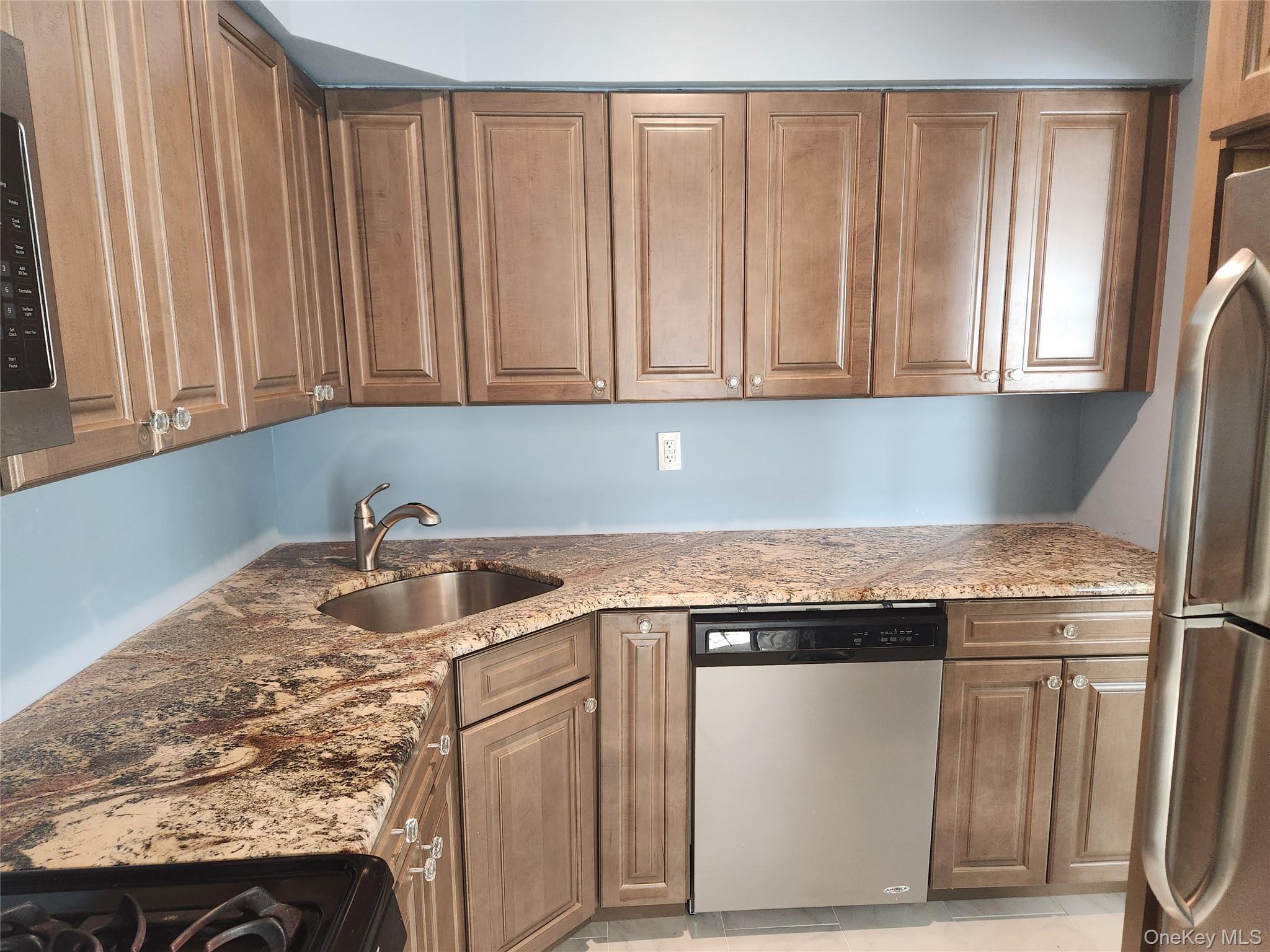 334 Artist Lake Drive, Middle Island, NY 11953