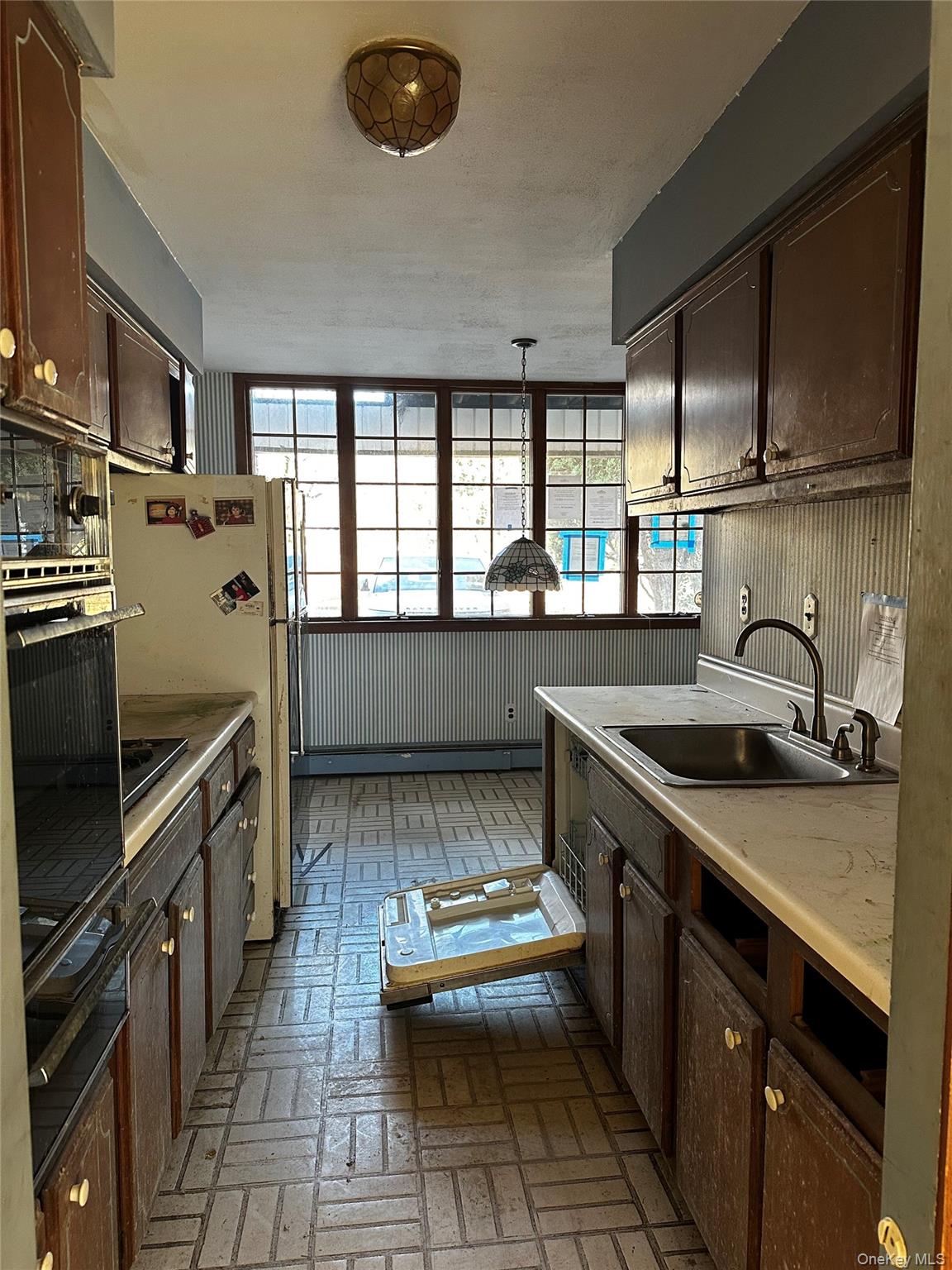 166 Halgren Crescent, Haverstraw, NY 10927