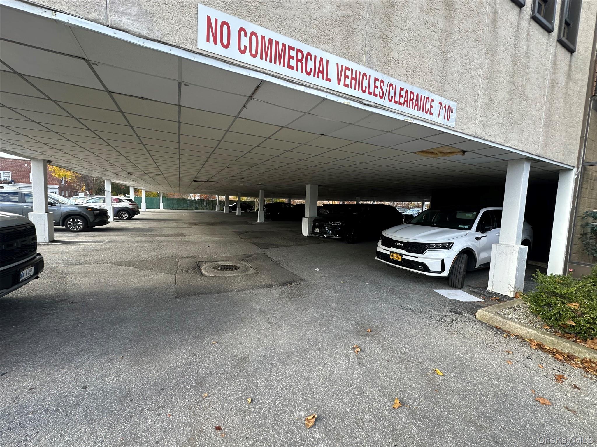 135 Rockaway Turnpike # 106, Lawrence, NY 11559