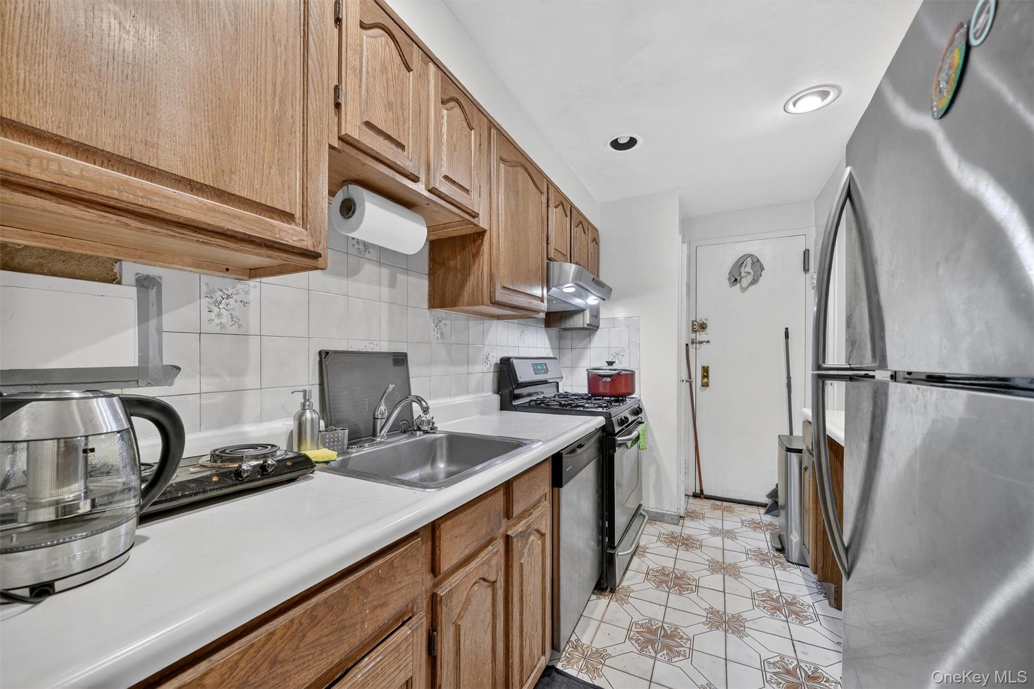 5 Fordham Hill Oval # 9F, Bronx, NY 10468