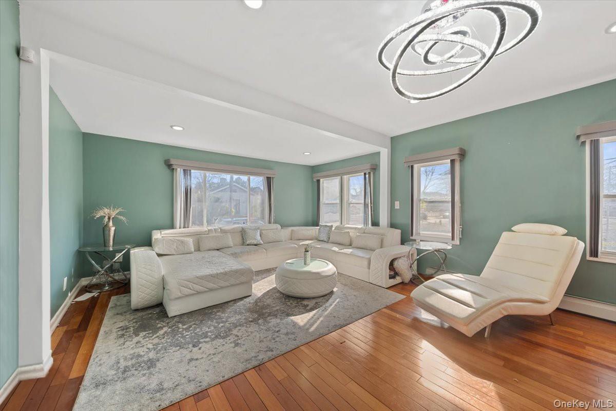 120-44 192nd Street, Saint Albans, NY 11412