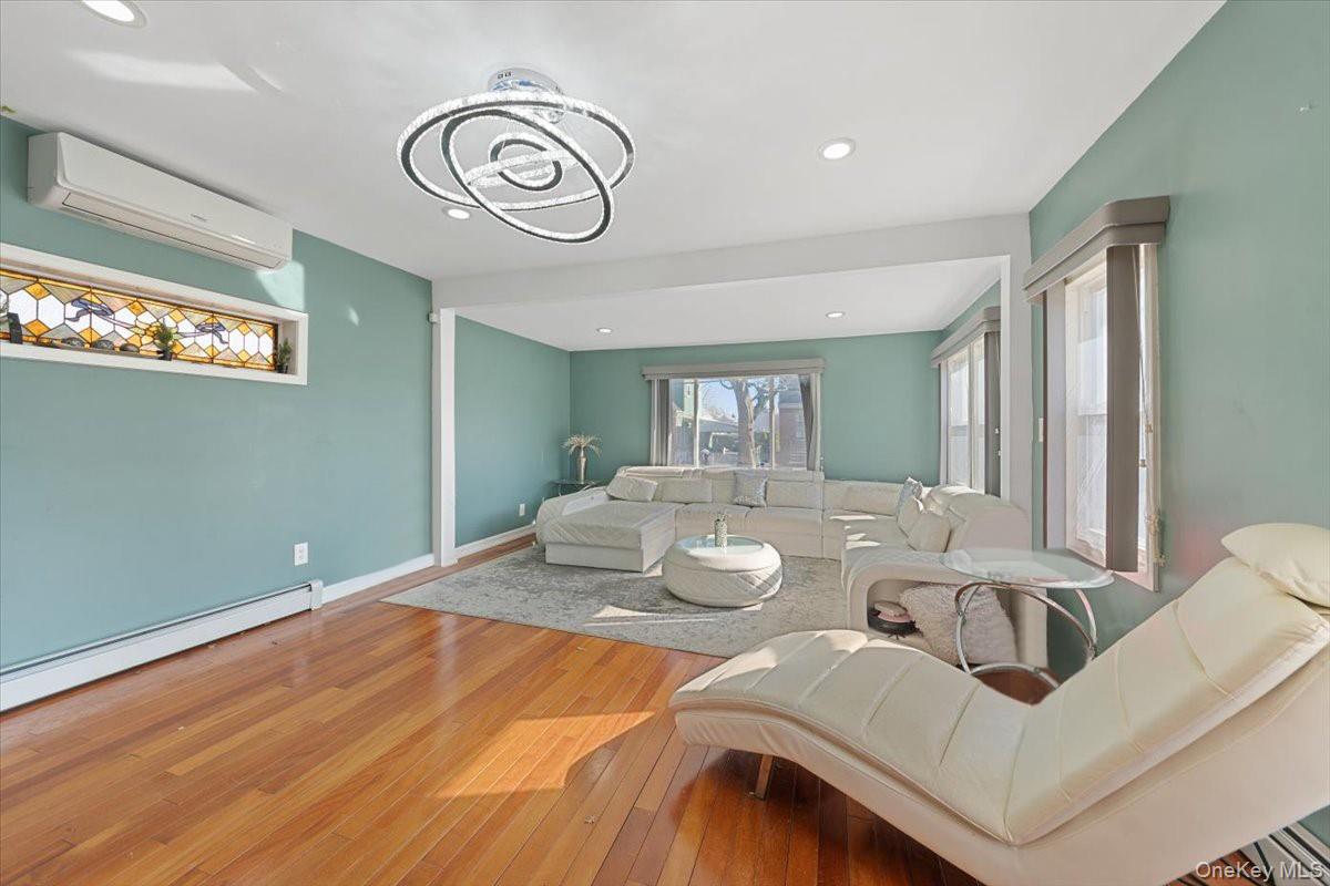 120-44 192nd Street, Saint Albans, NY 11412