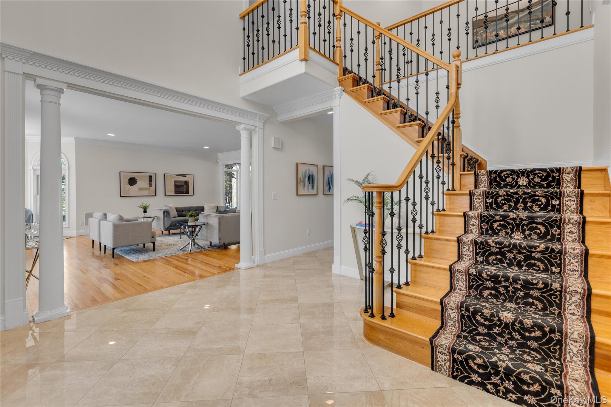 7 Pitch Pine Court, Northport, NY 11768