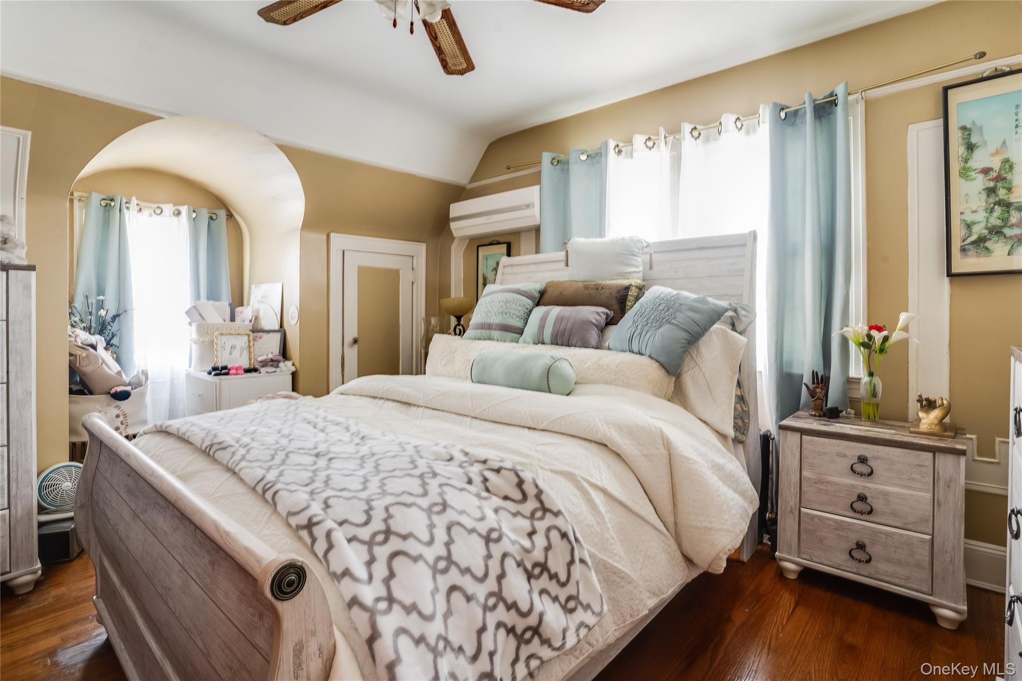 122 Hamilton Road, Hempstead, NY 11550