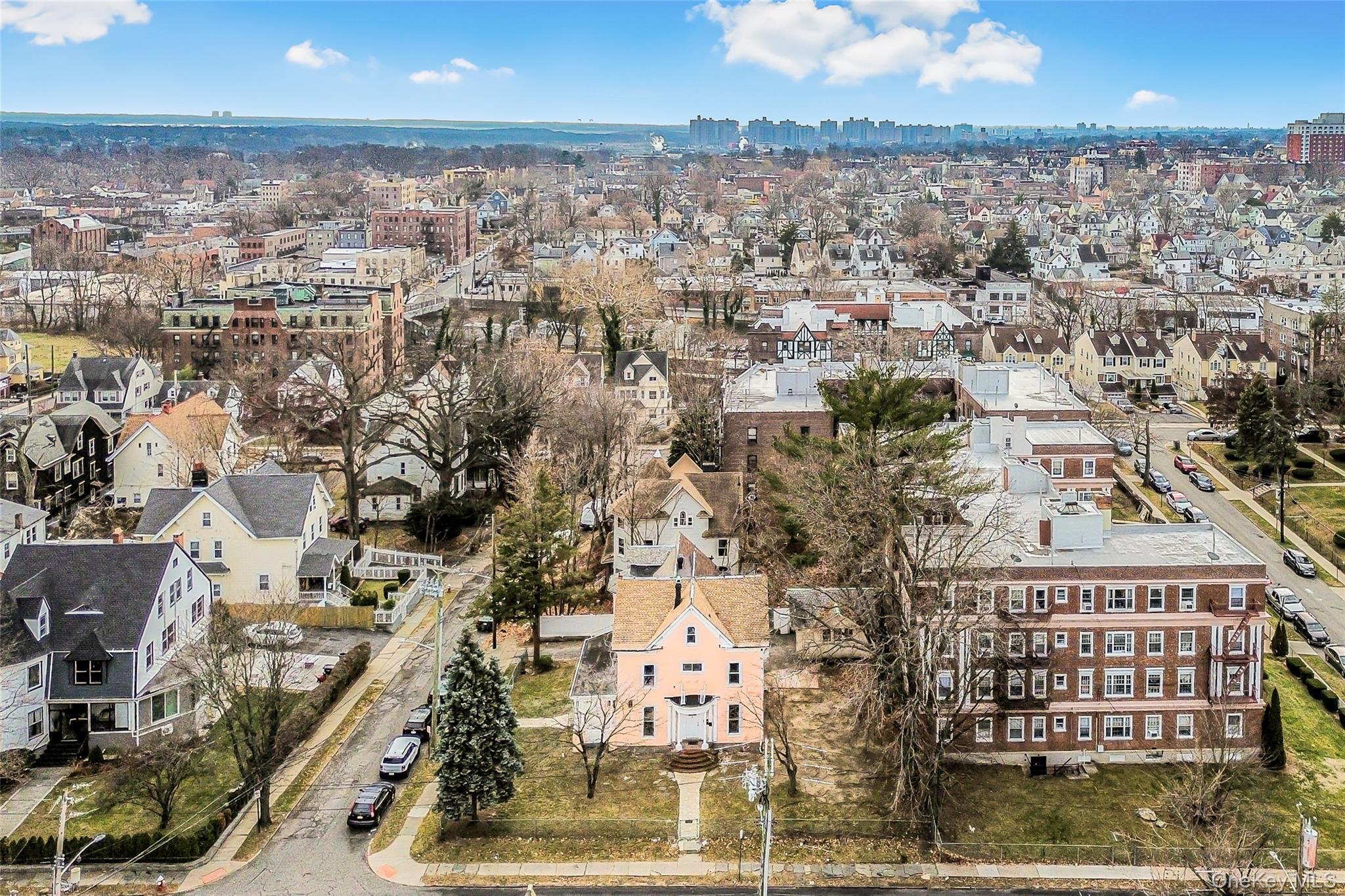 214 E Prospect Avenue, Mount Vernon, NY 10550