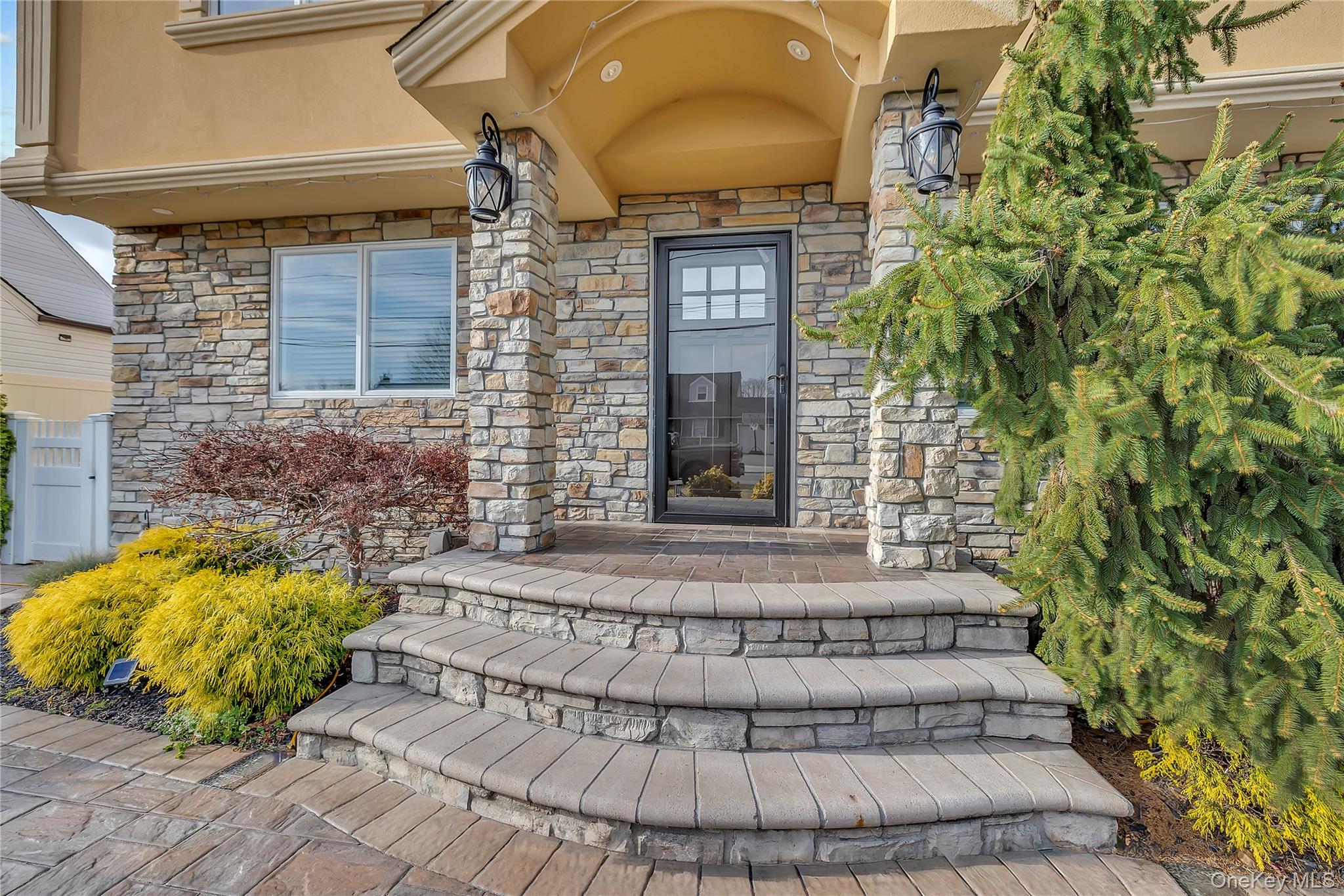 1863 Chester Drive, East Meadow, NY 11554