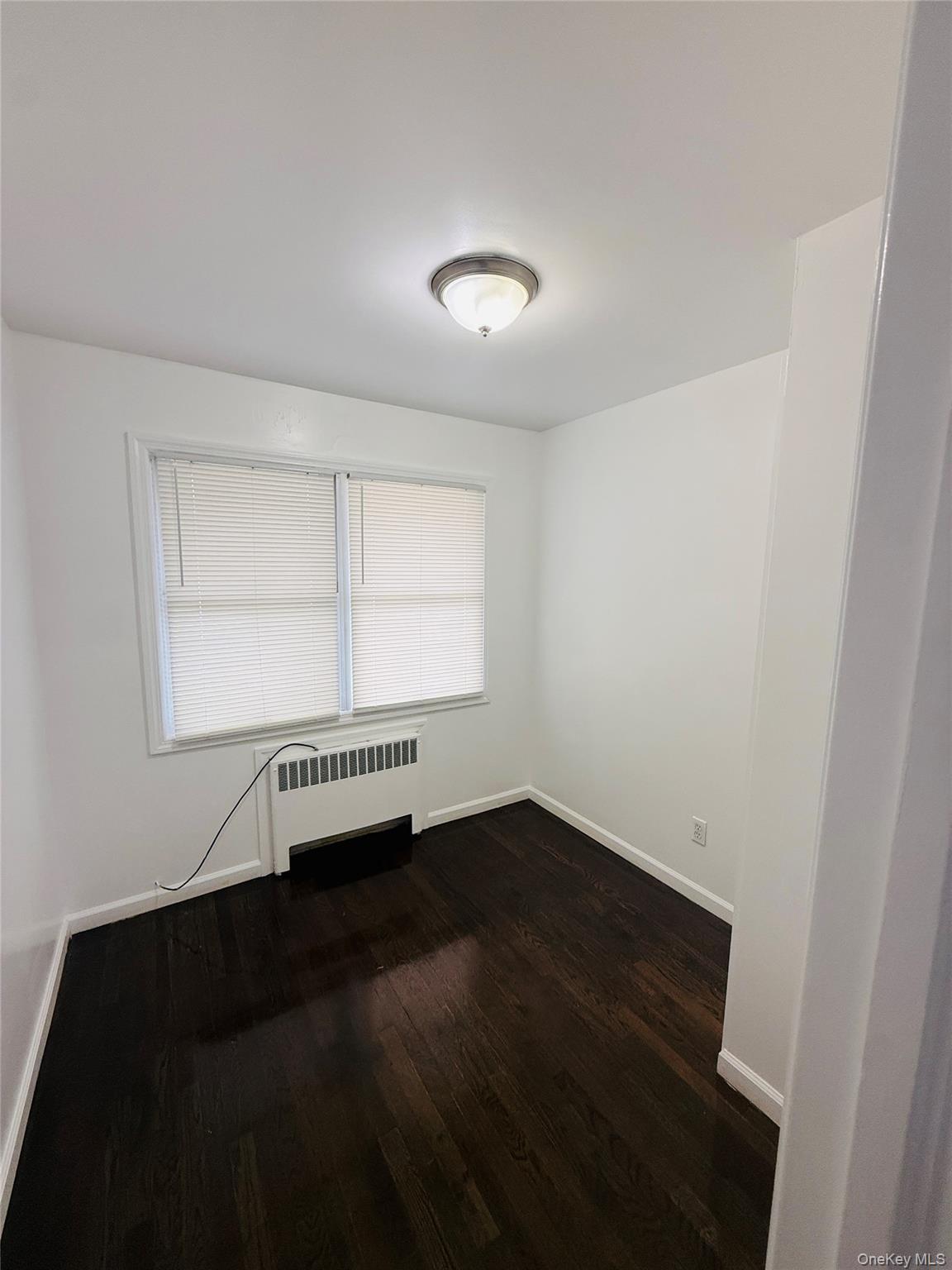 9 Ferndale Drive, Hicksville, NY 11801