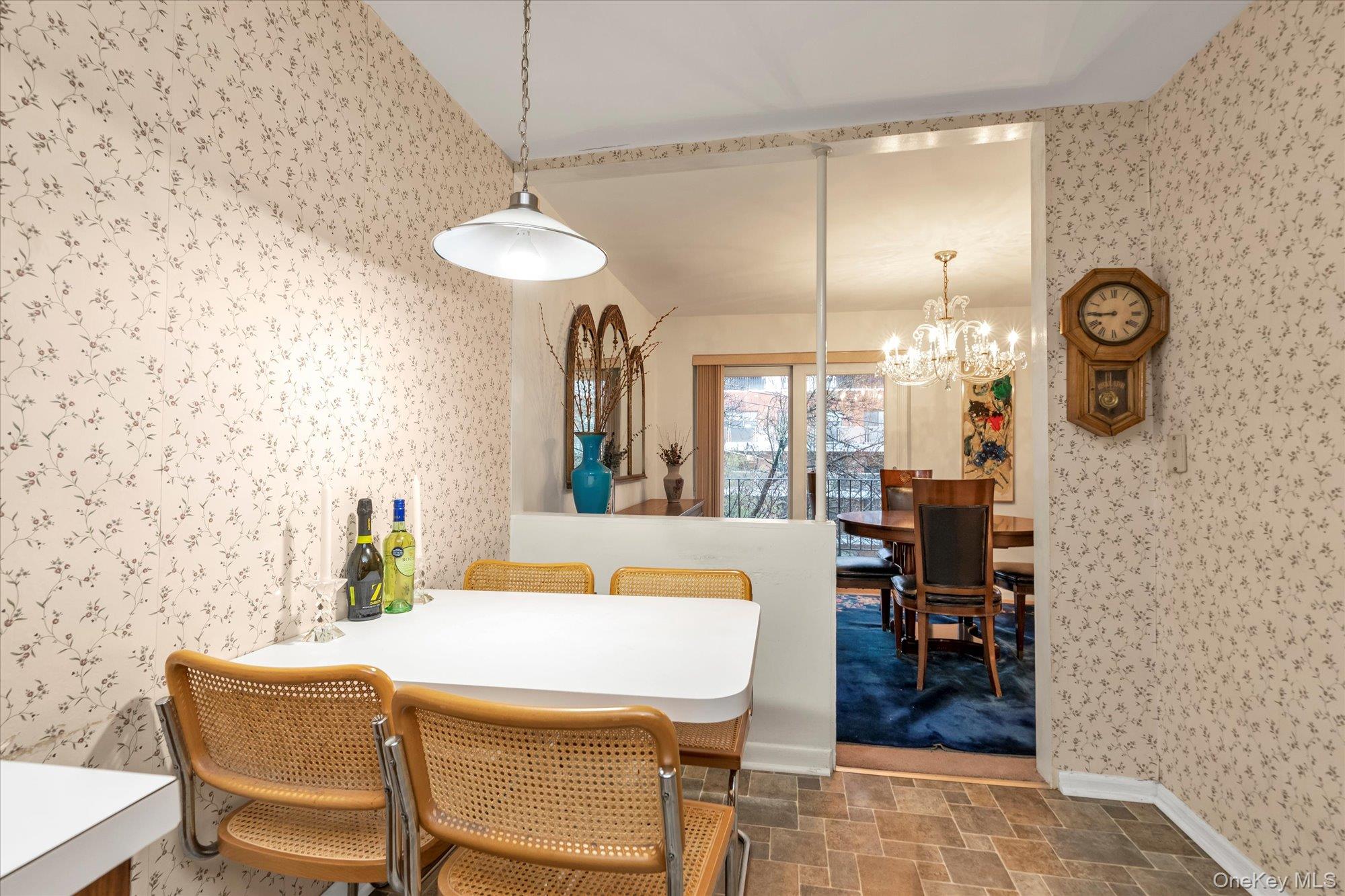 30 Barstow Road # 3A, Great Neck, NY 11021