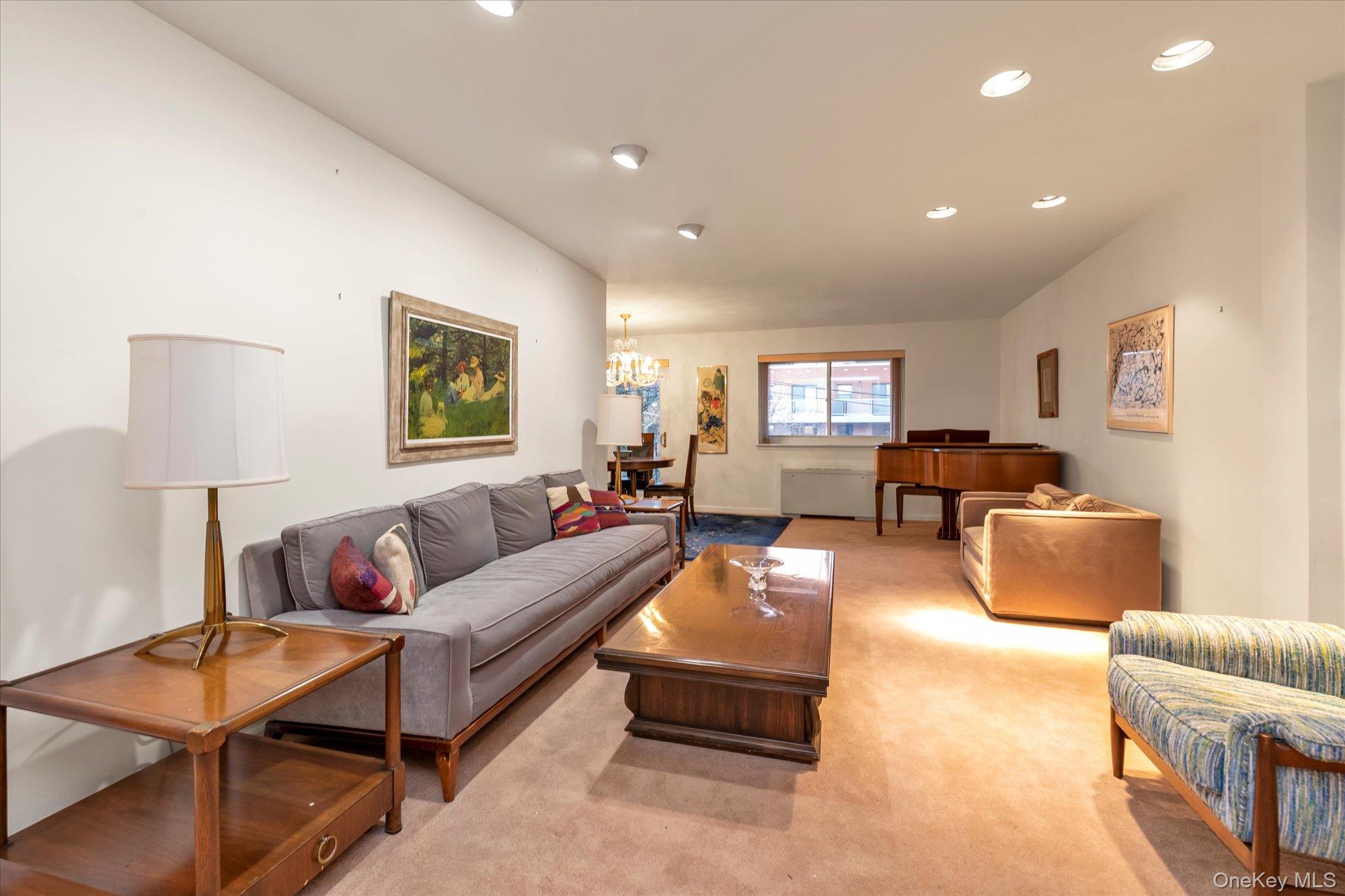 30 Barstow Road # 3A, Great Neck, NY 11021