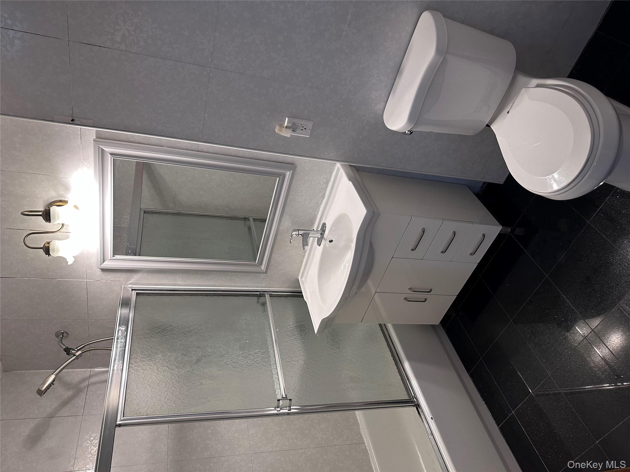 71-77 159 Street # 2B, Flushing, NY 11365