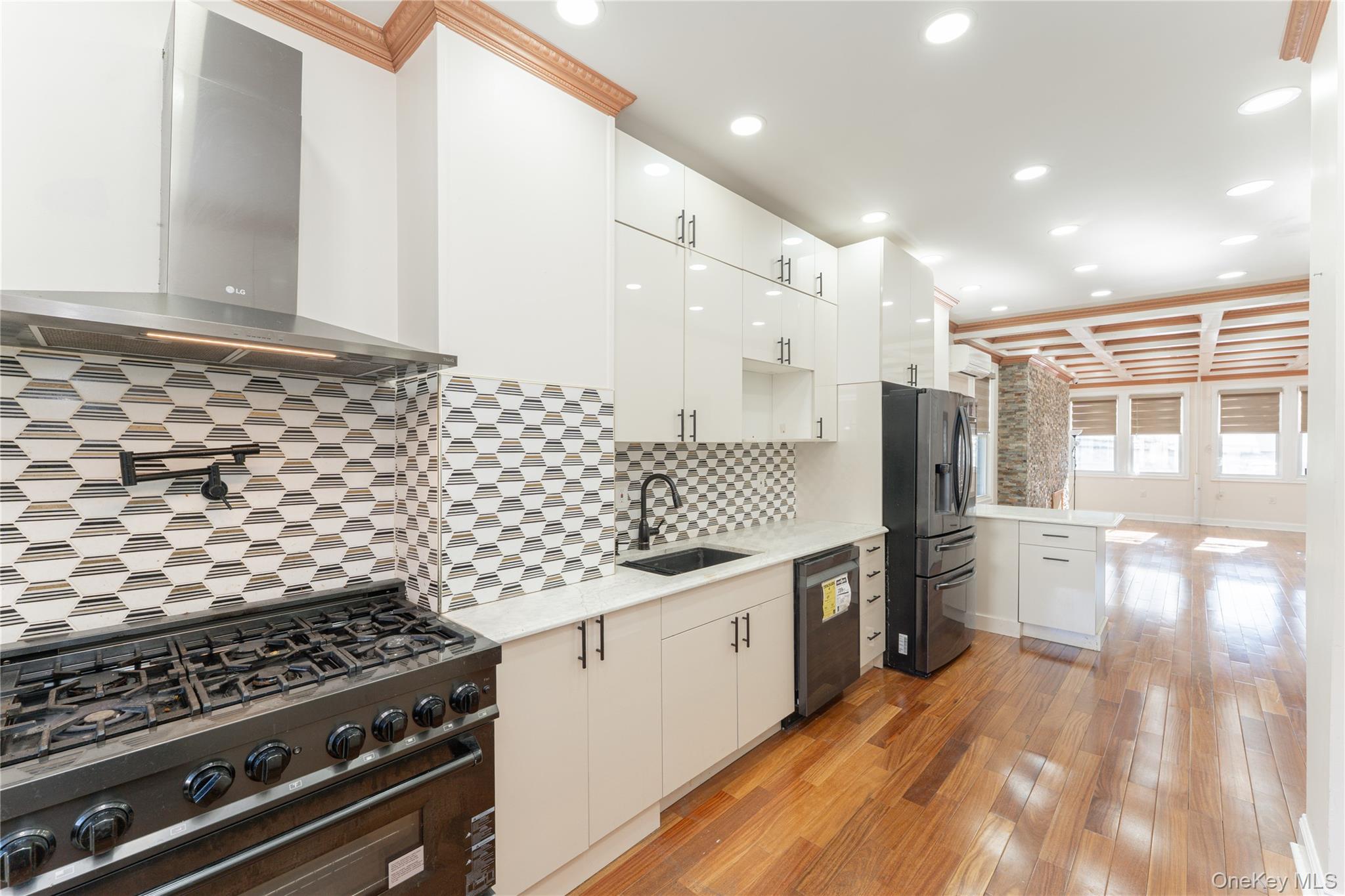 78-29 90th Avenue, Woodhaven, NY 11421