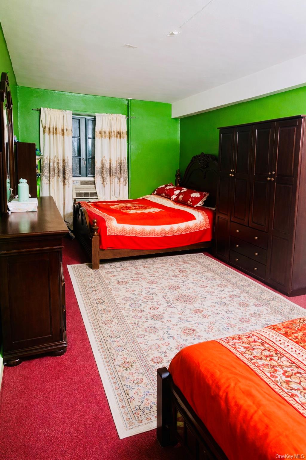 18 Metropolitan oval # 3C, Bronx, NY 10462