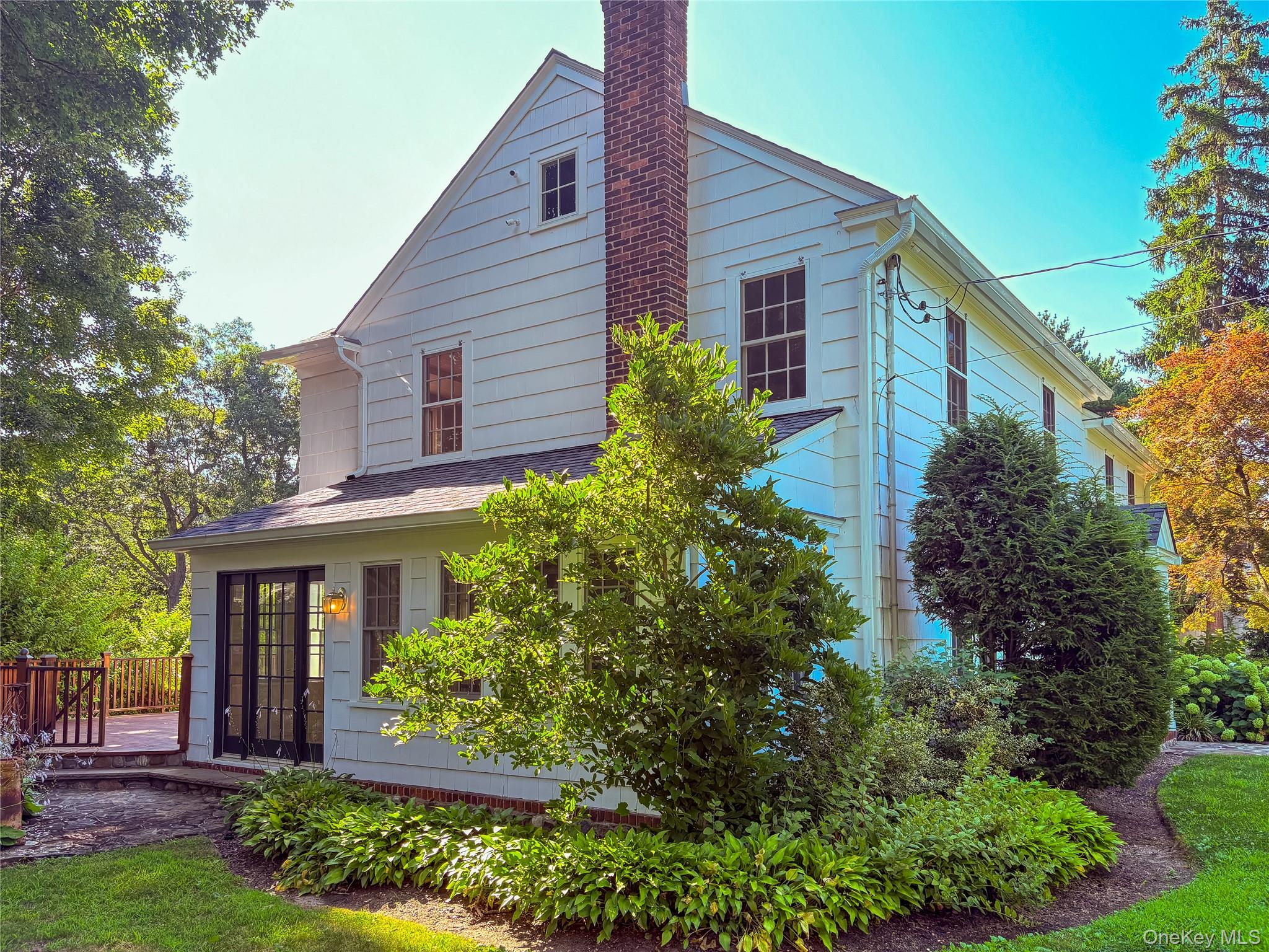 104 Fort Hill Road, Huntington, NY 11743