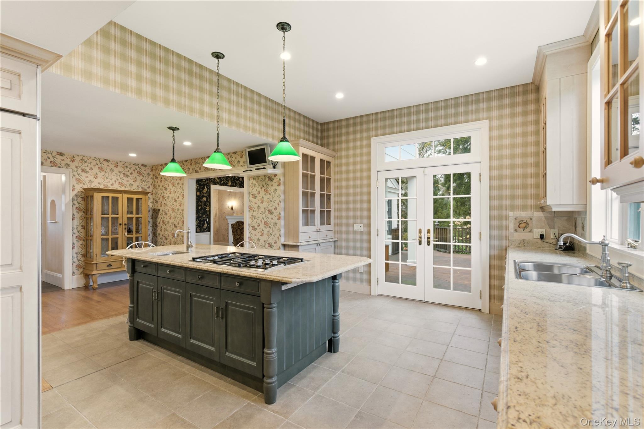 104 Fort Hill Road, Huntington, NY 11743