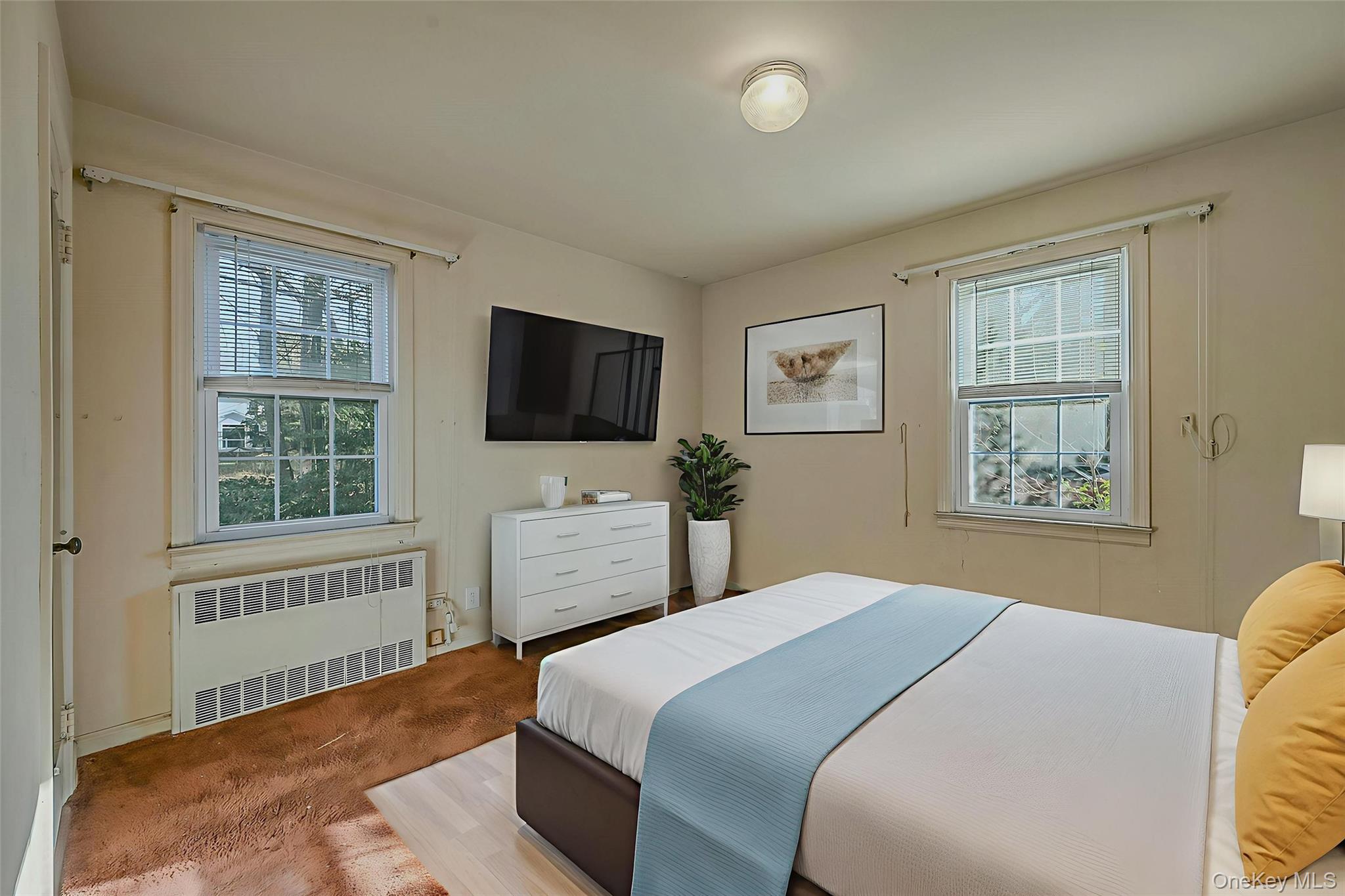 11 Doxsee Place, Islip, NY 11751