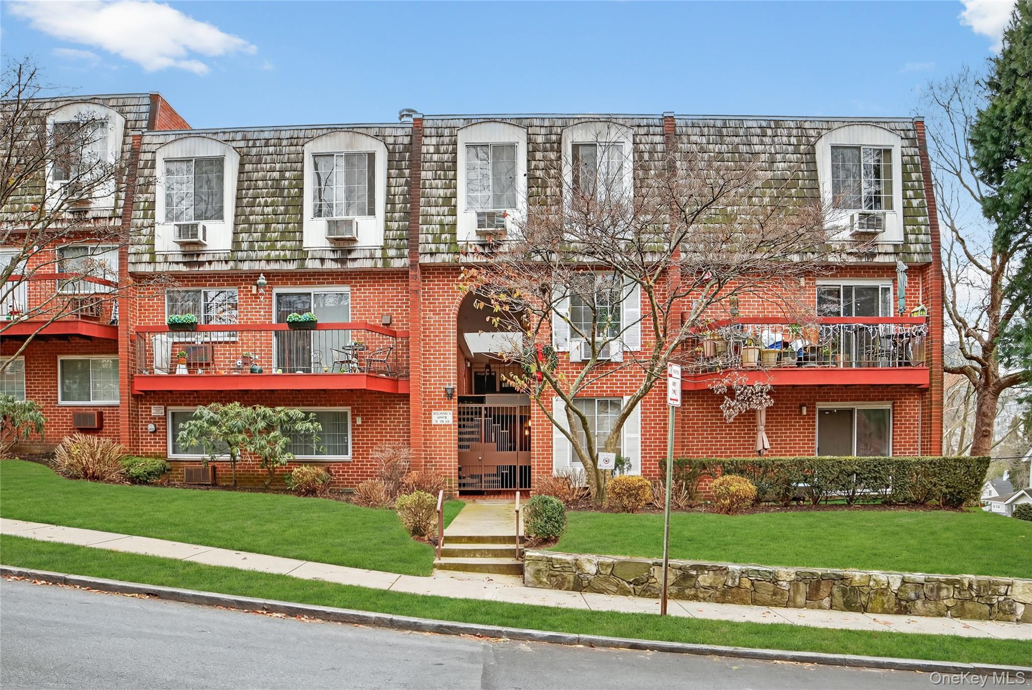 55 N Broadway # 3-22, White Plains, NY 10601