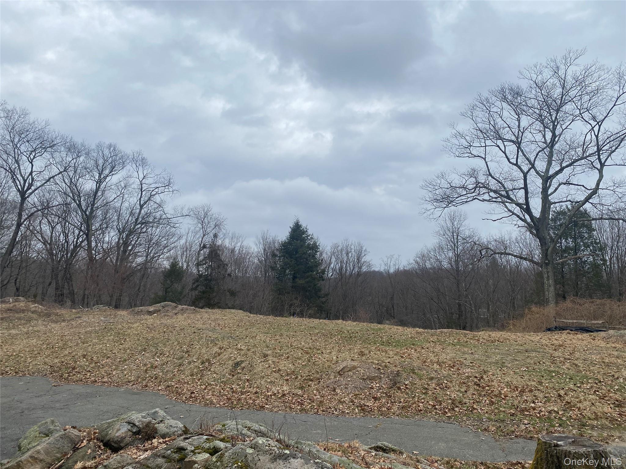 4 Ledgewood Place, Armonk, NY 10504