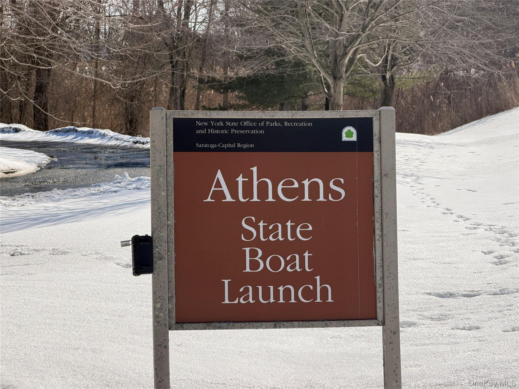 8874 Us Route 9W, Athens, NY 12015