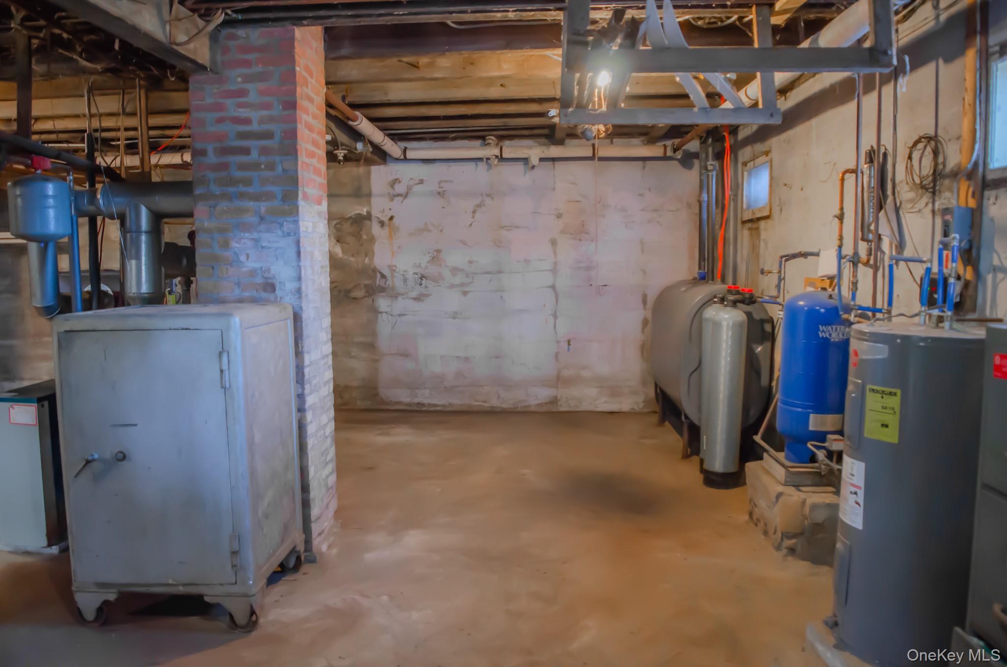 8874 Us Route 9W, Athens, NY 12015