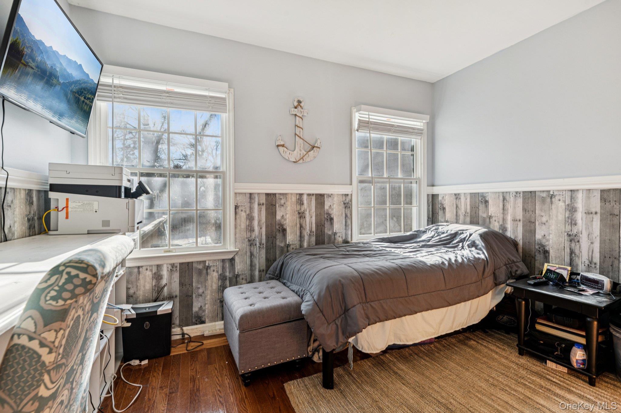 10 W Sanders Street, Greenlawn, NY 11740