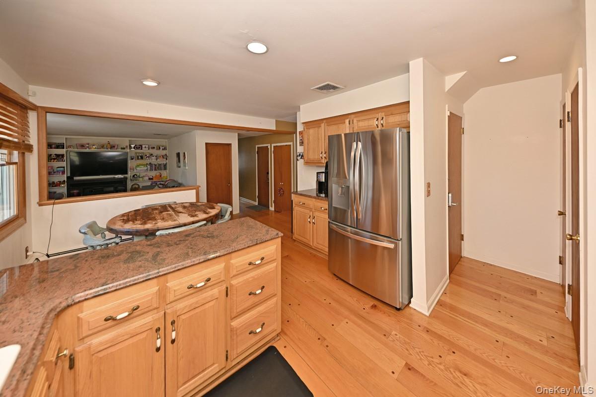 7 Lexington Road, New City, NY 10956