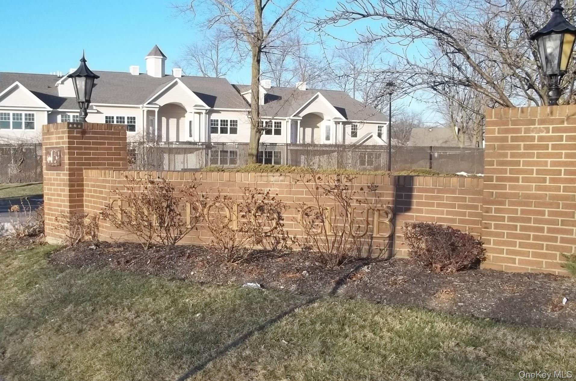 615 Broadway # 83, Amityville, NY 11701