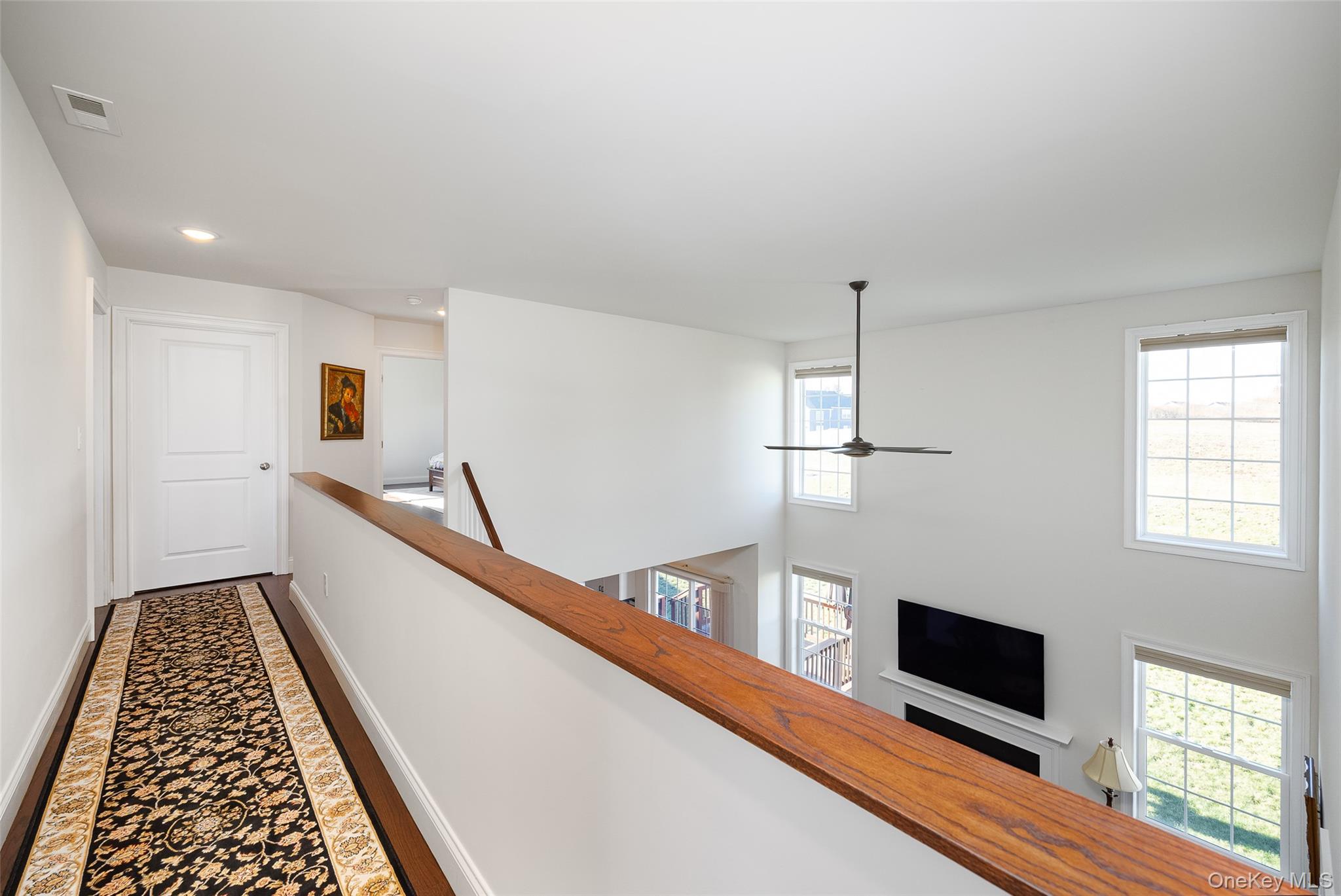 30 Kensington Lane, Poughkeepsie, NY 12603