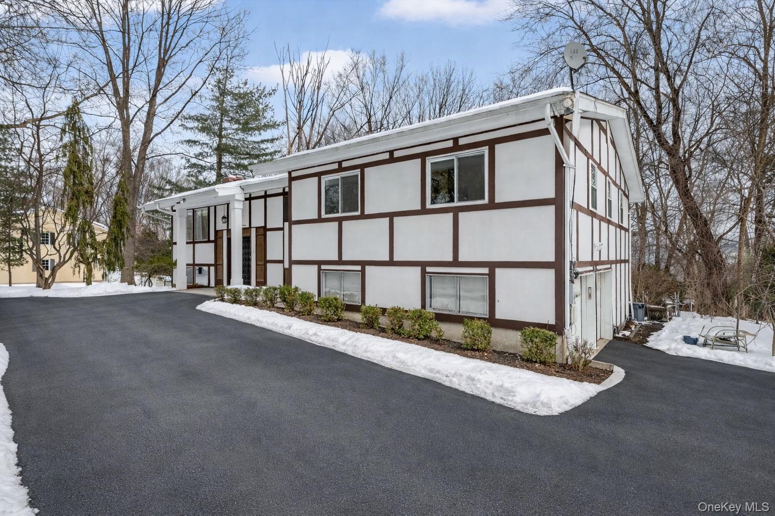 220 Ridge Road, New City, NY 10956