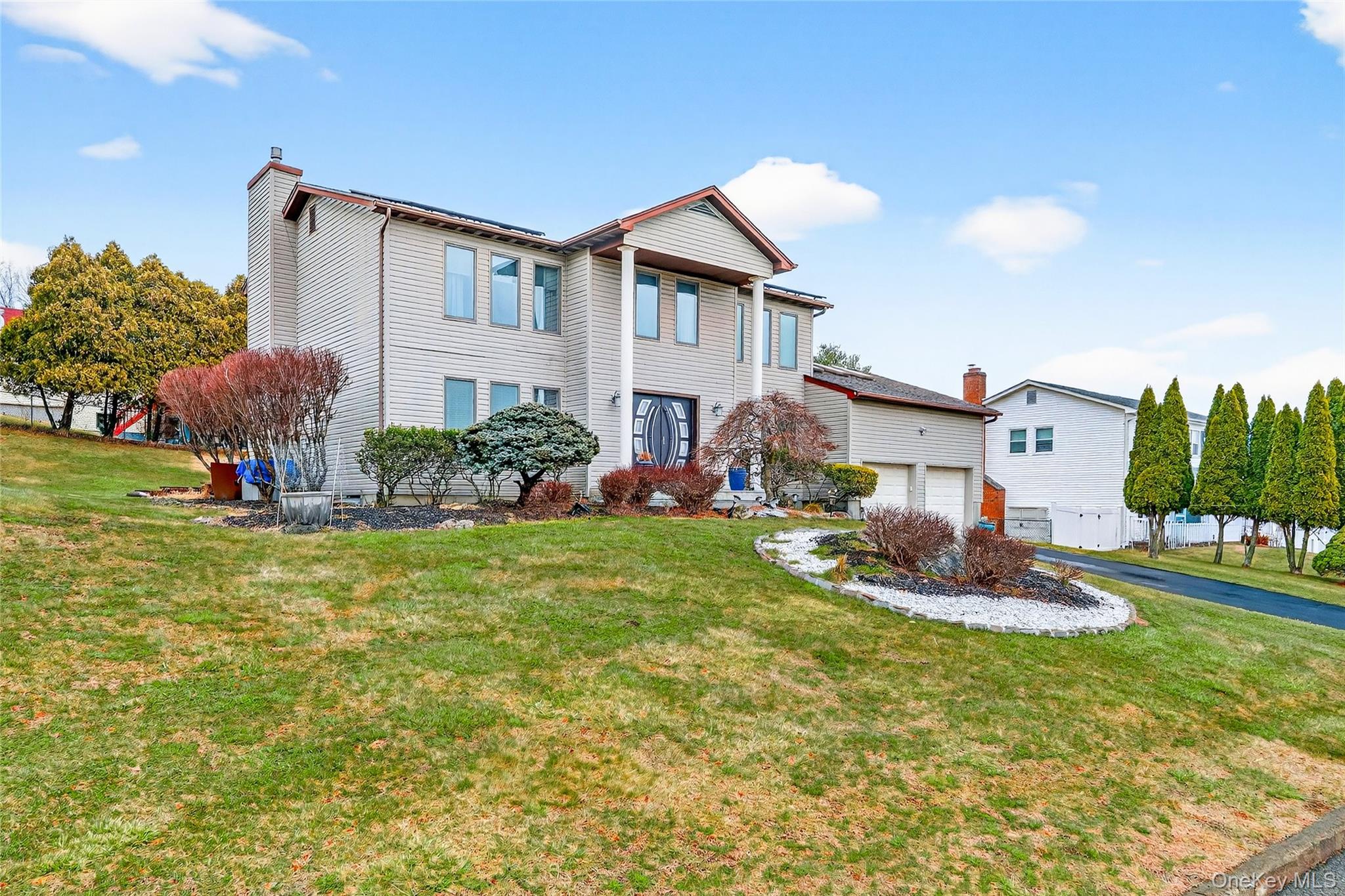 8 Lynch Court, Garnerville, NY 10923