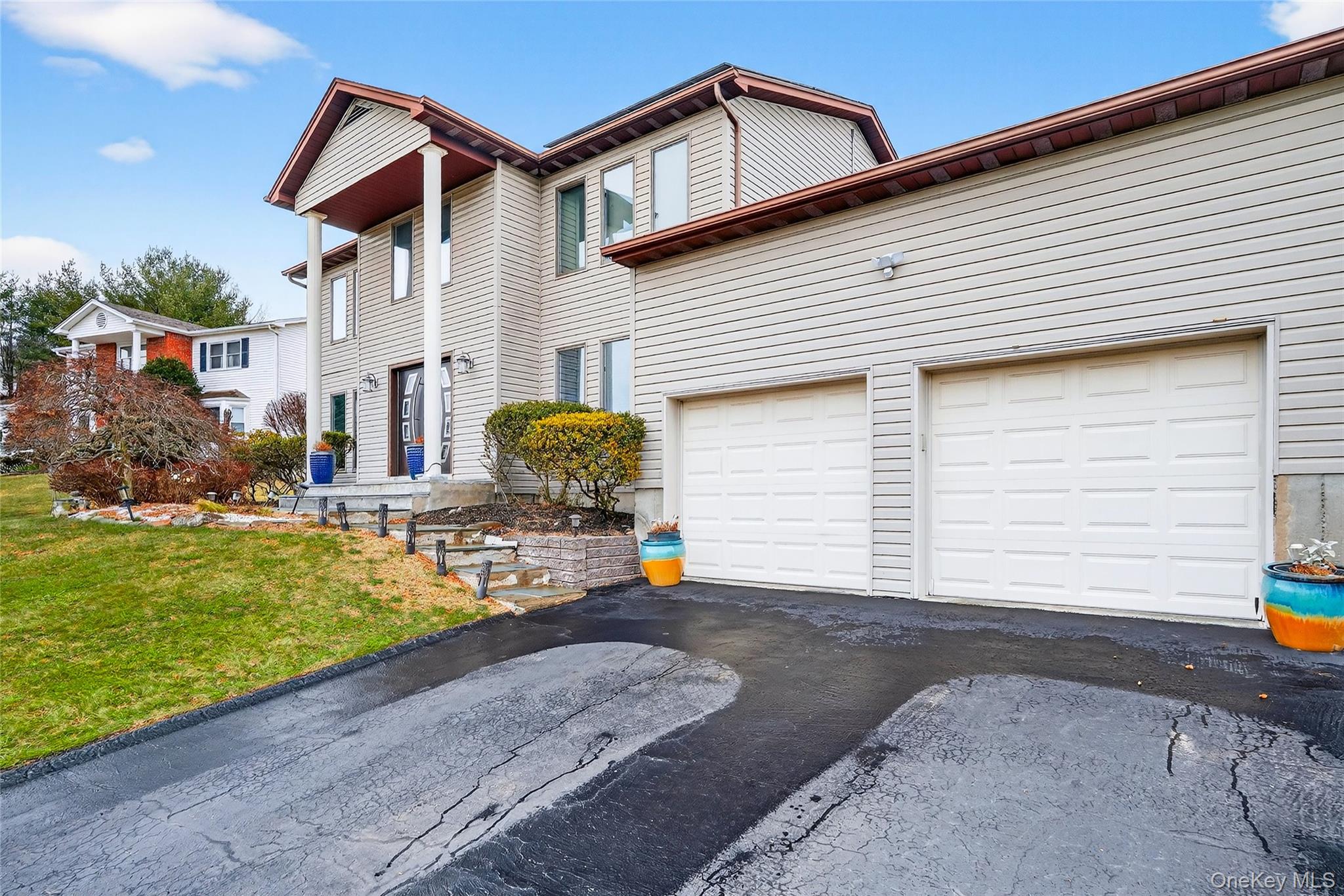 8 Lynch Court, Garnerville, NY 10923