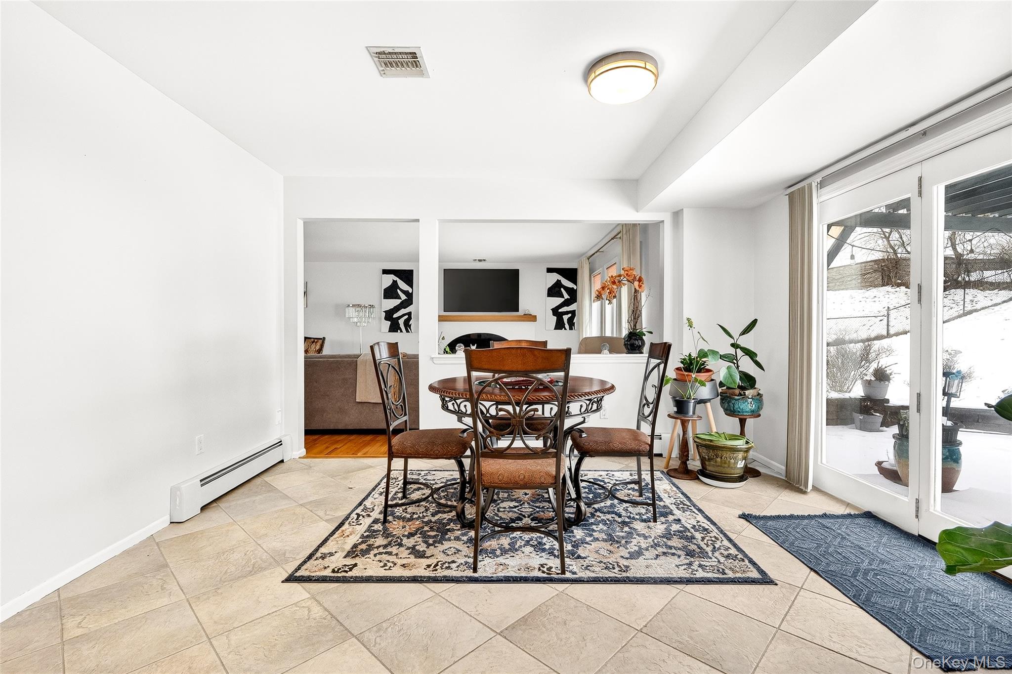 8 Lynch Court, Garnerville, NY 10923